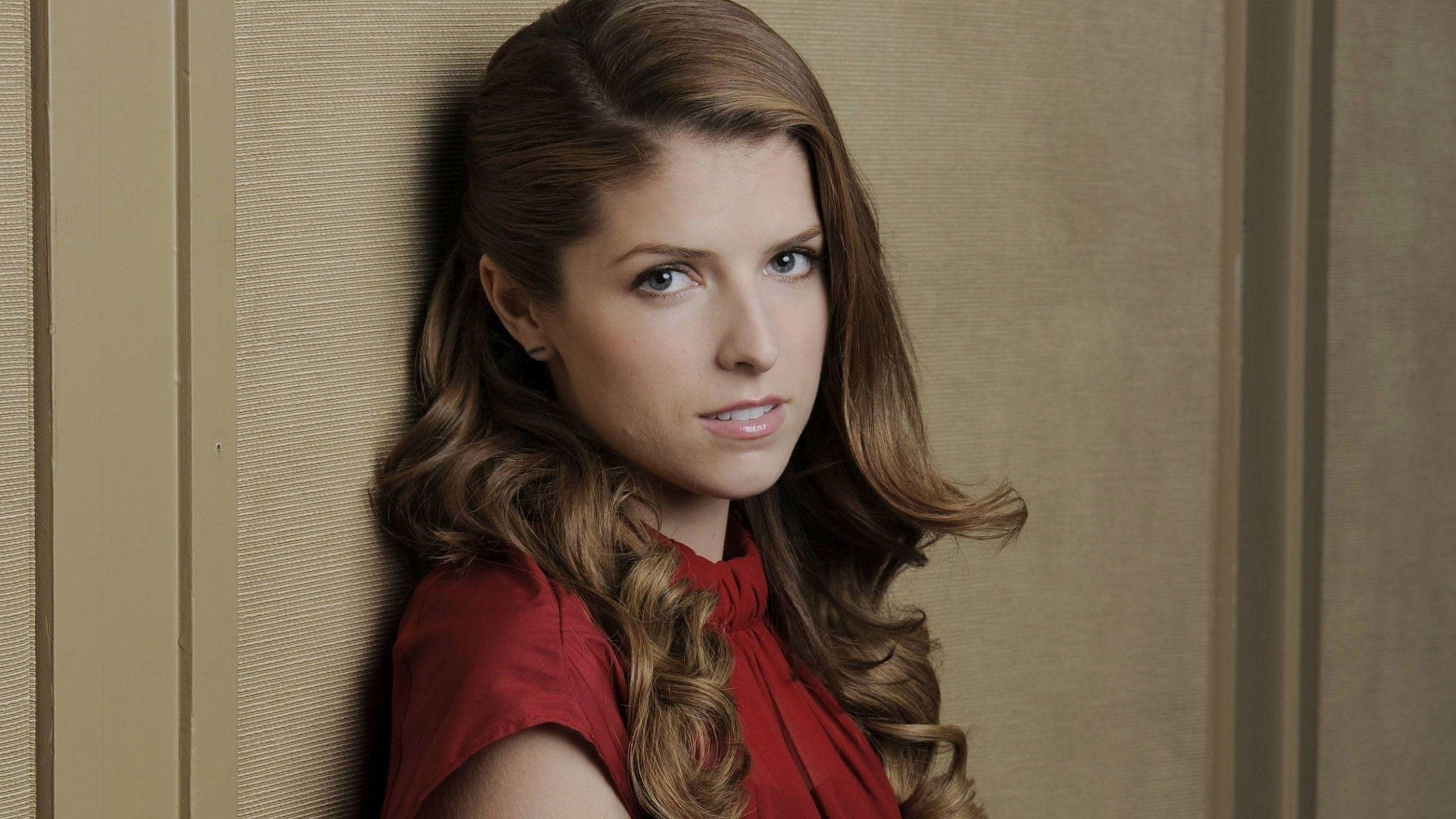 Anna Kendrick Portrait 2018 Wallpapers