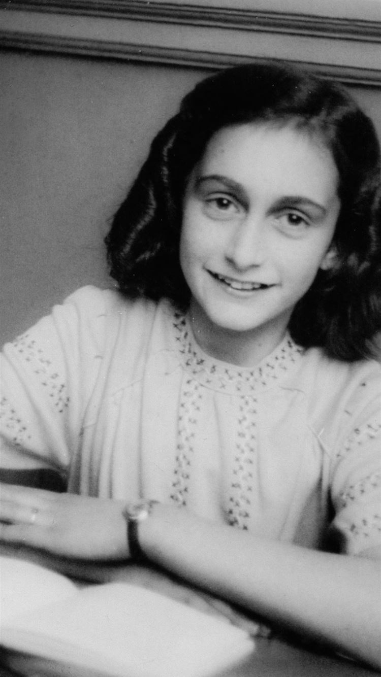 Anne Frank Wallpapers