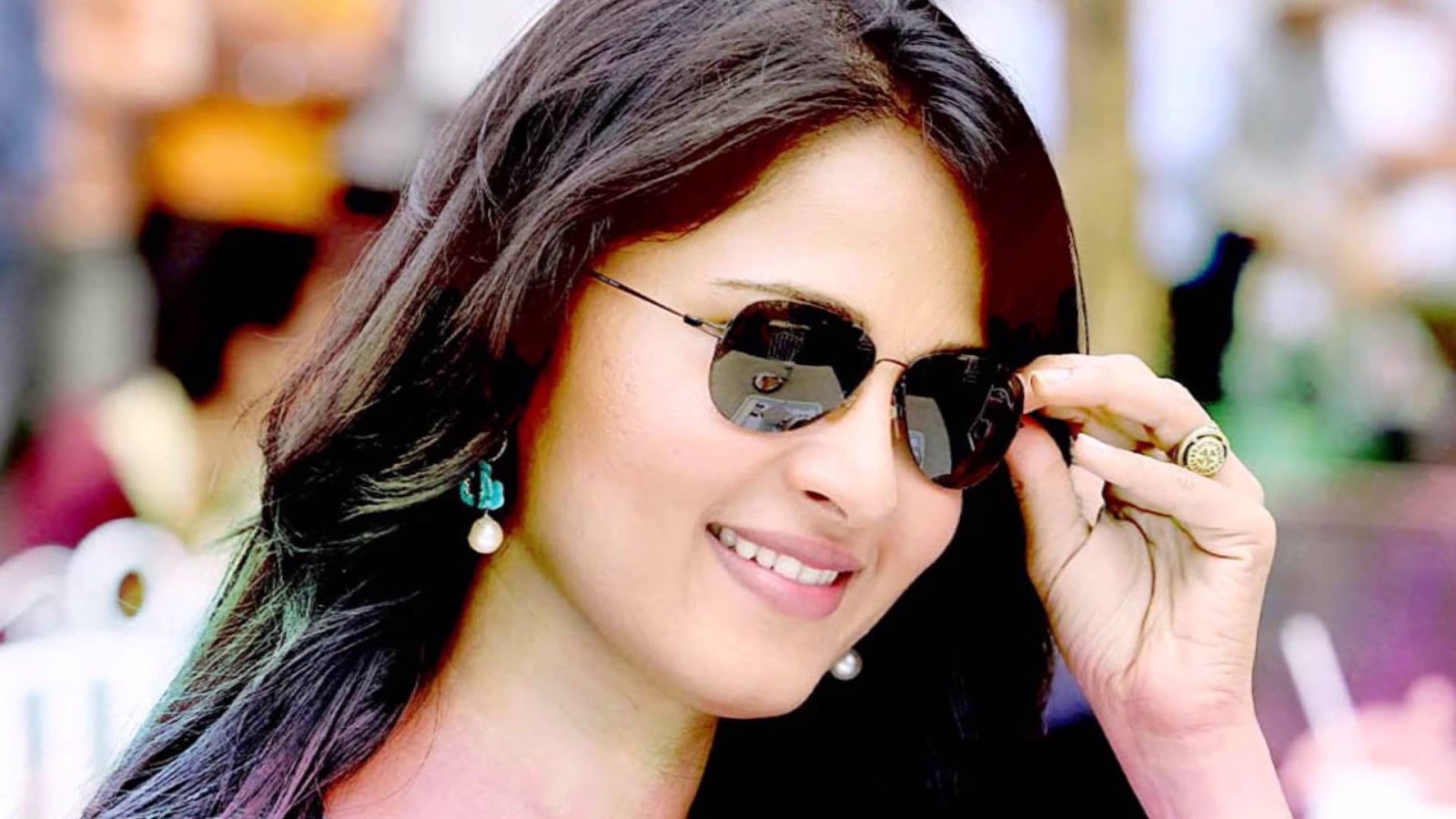 Anushka Shetty Wallpapers