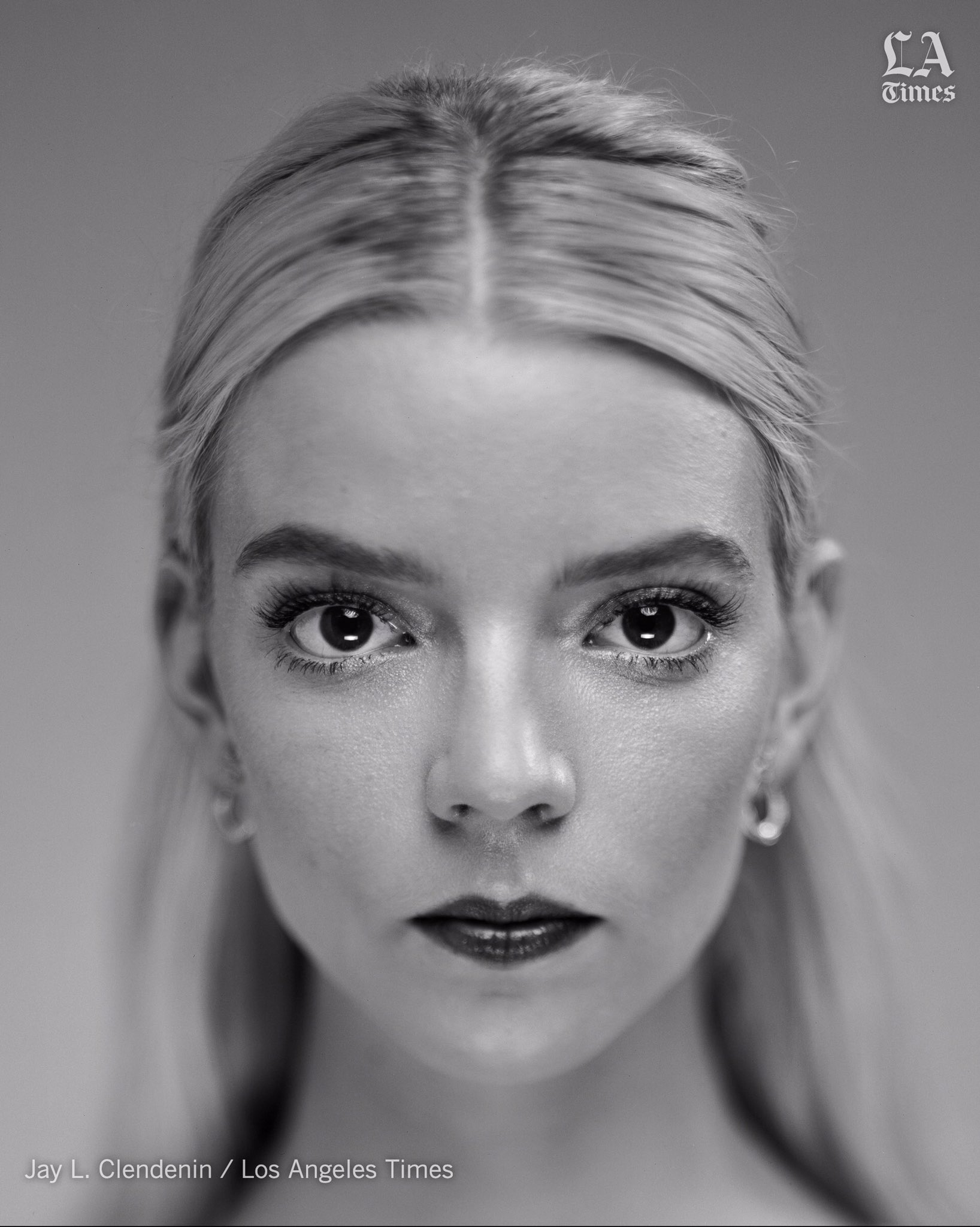 Anya Taylor-Joy New Black &amp; White 2021 Wallpapers