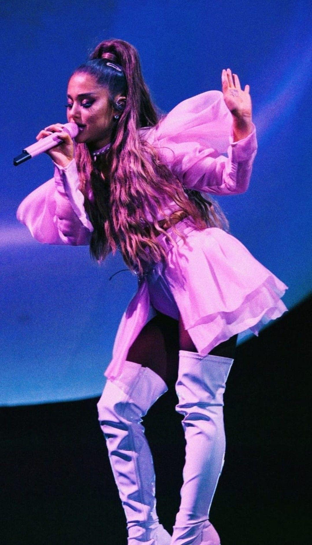 Ariana Grande New 2020 Wallpapers