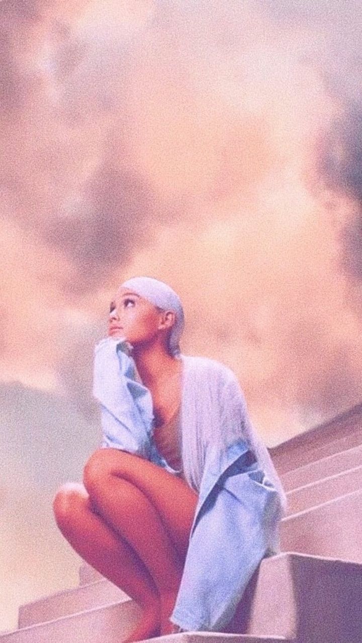 ariana grande sweetener Wallpapers