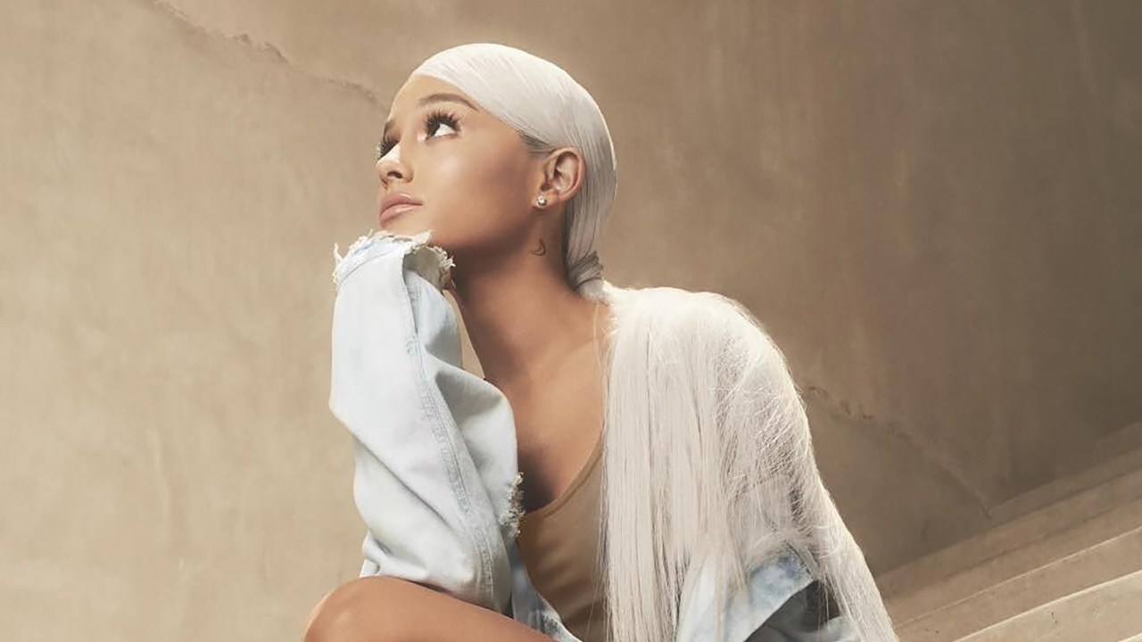 ariana grande sweetener Wallpapers