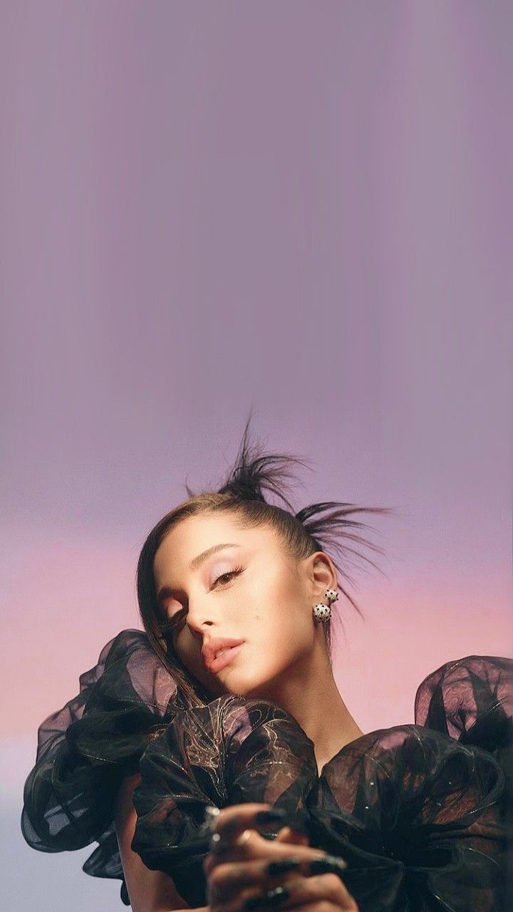 ariana grande yours truly hd Wallpapers