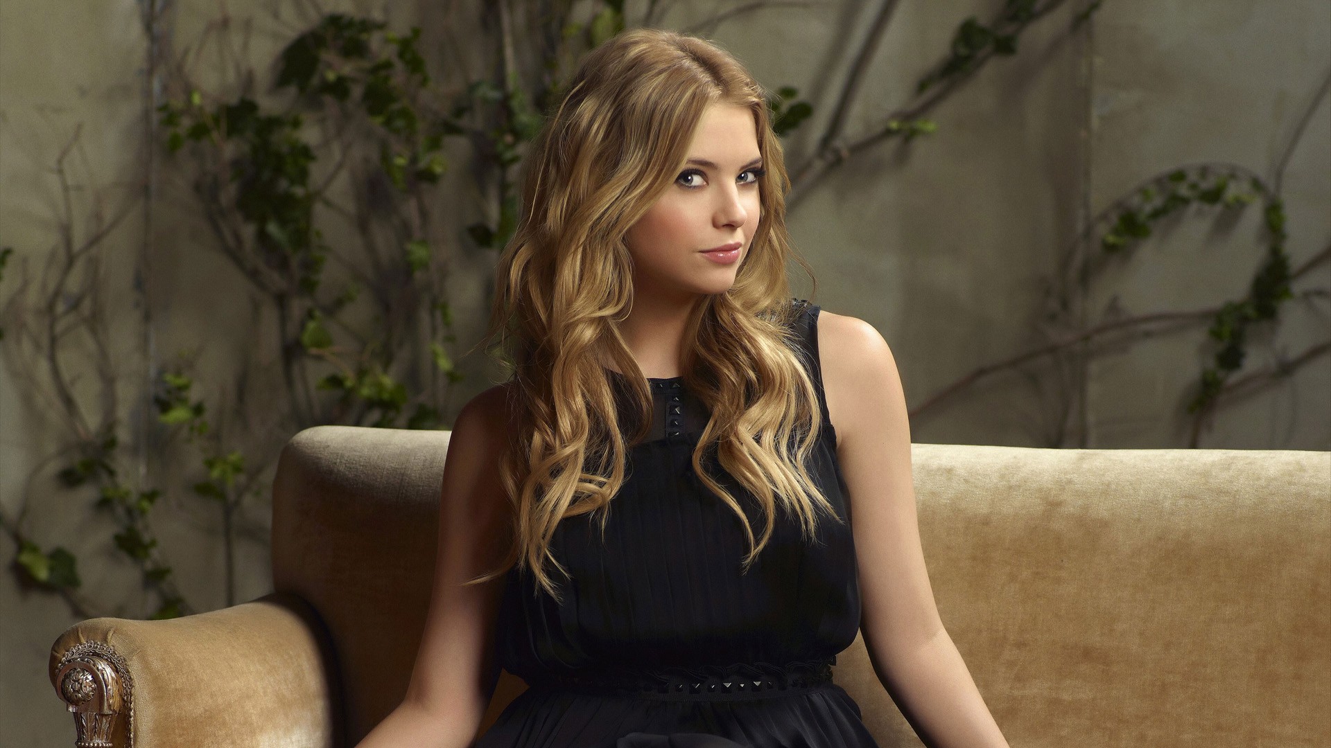 Ashley Benson Wallpapers