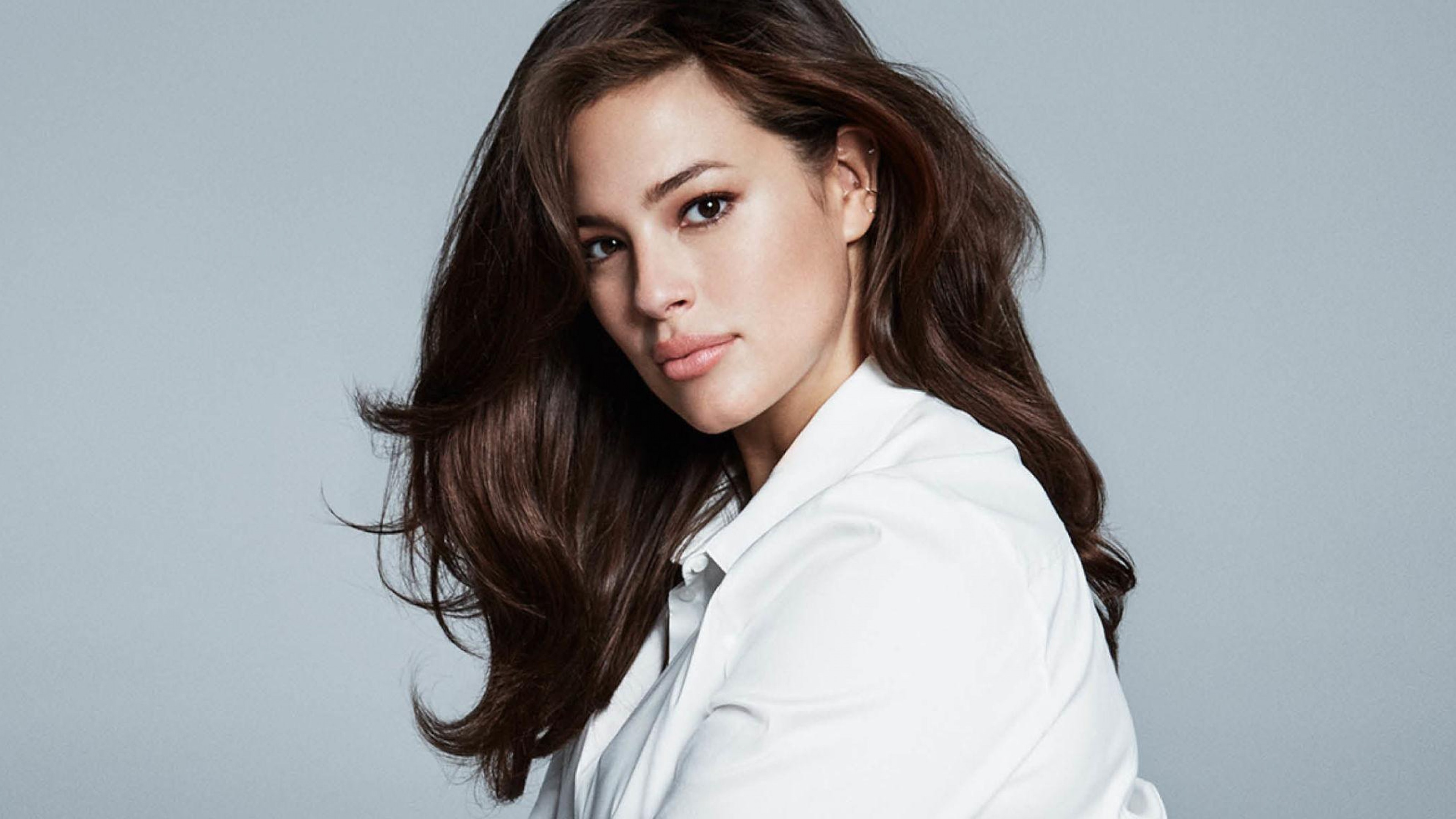 Ashley Graham Wallpapers