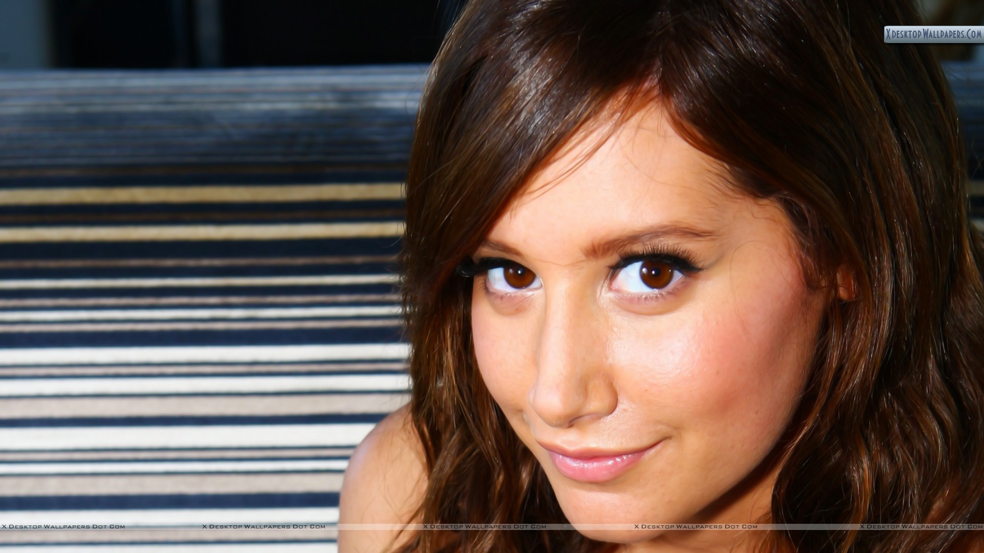 Ashley Tisdale 2017 Wallpapers