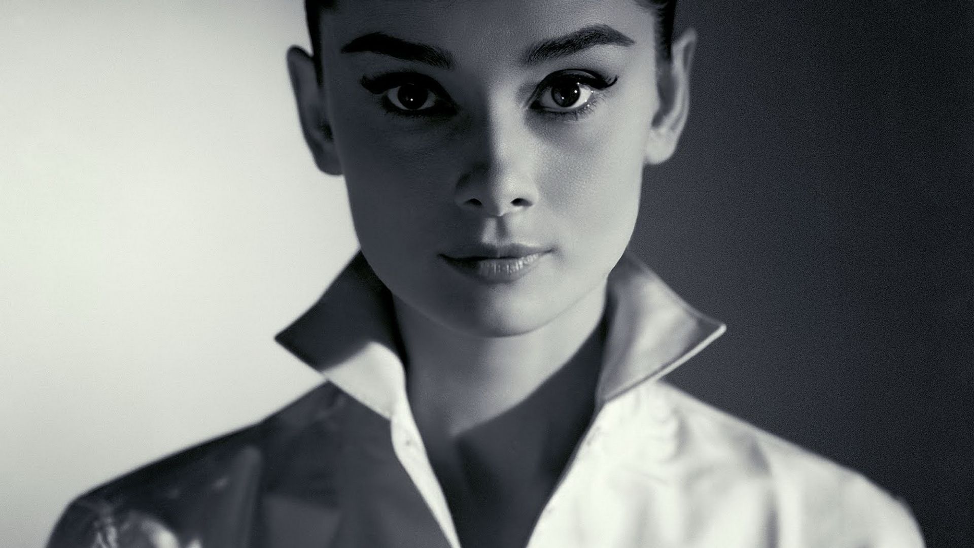 Audrey Hepburn Wallpapers