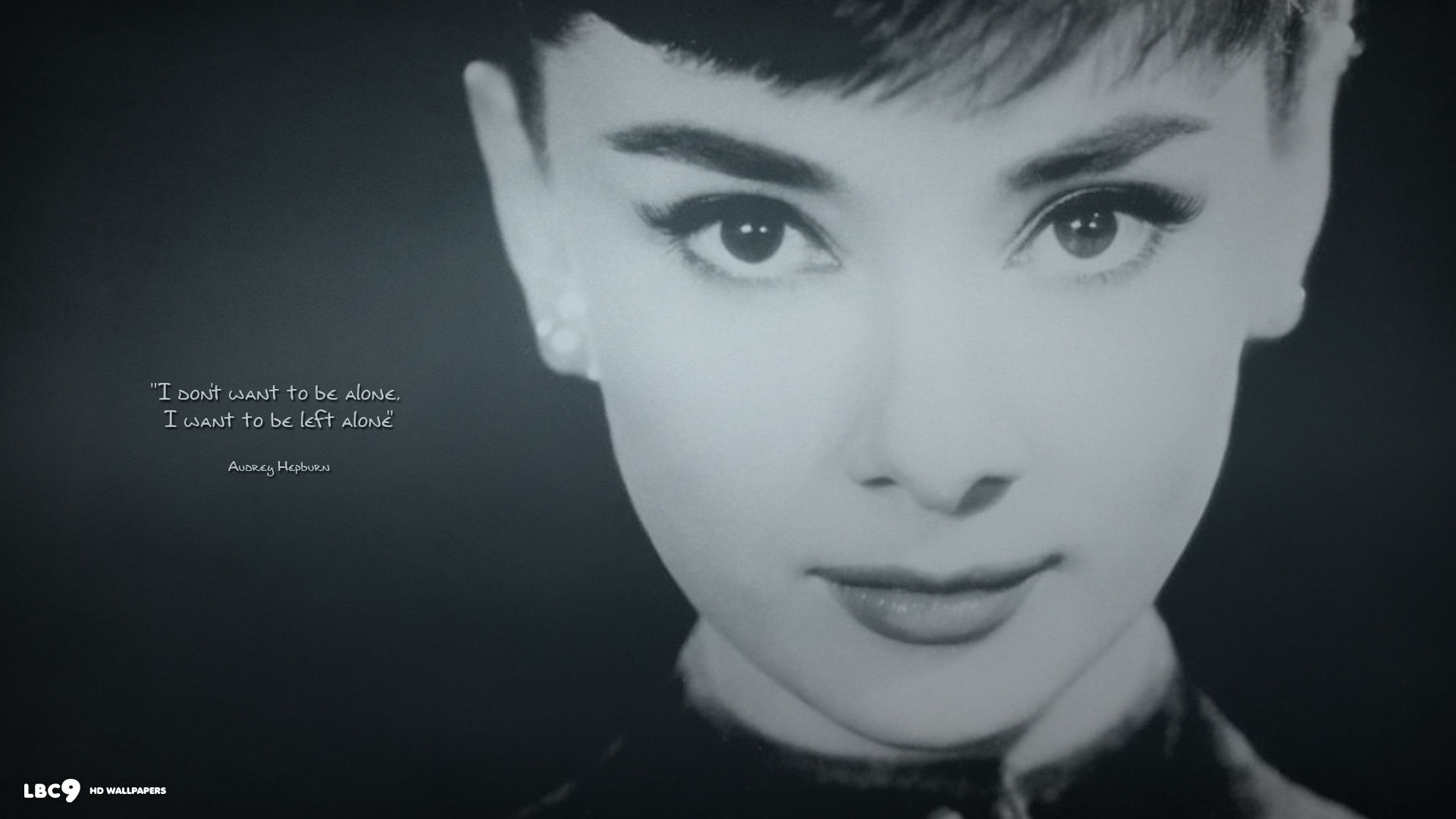 Audrey Hepburn Wallpapers