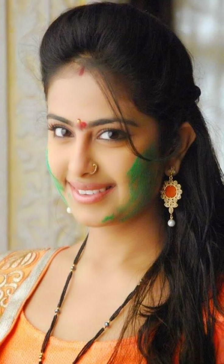 Avika Gor Wallpapers