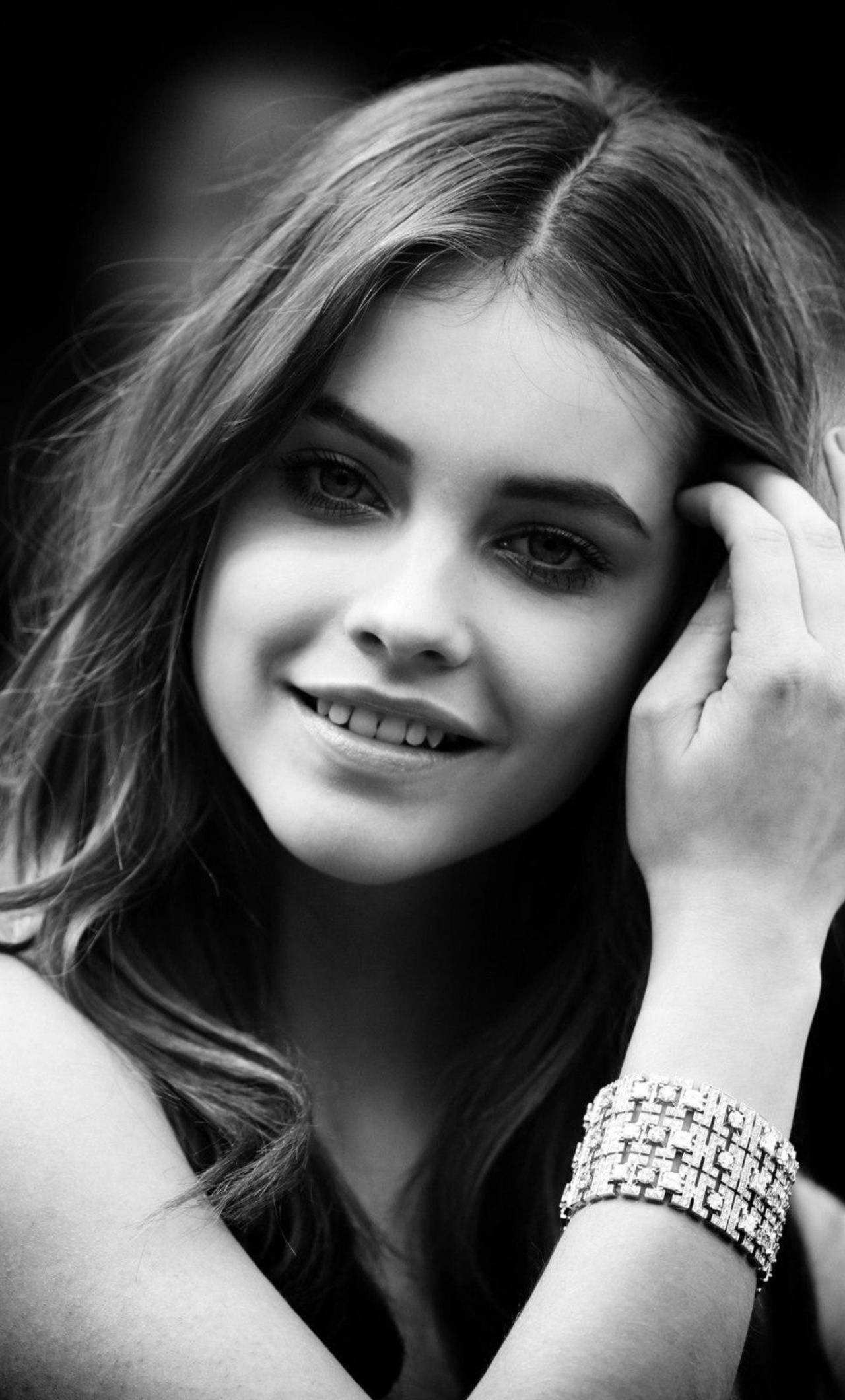 Barbara Palvin Monochrome Wallpapers