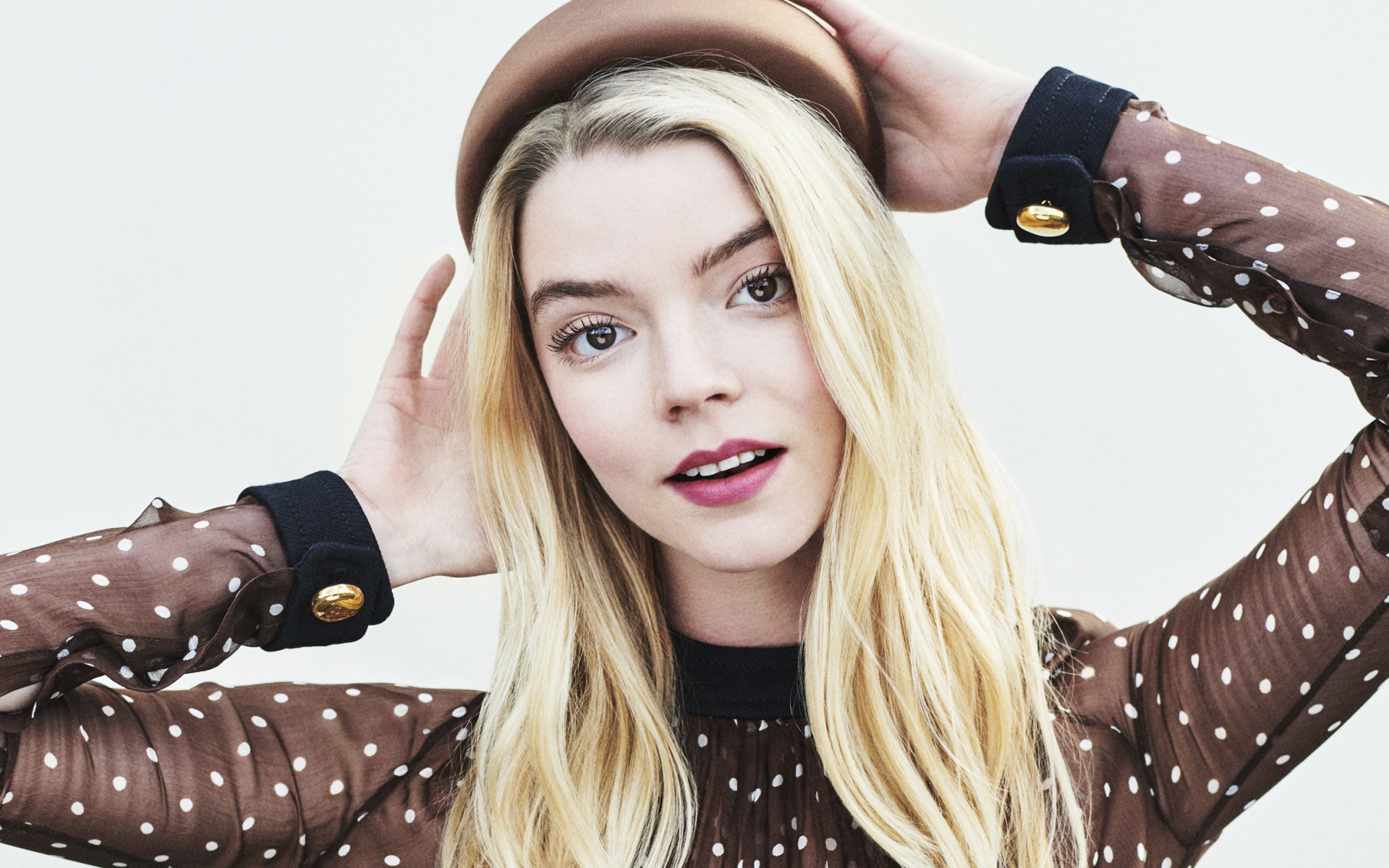 Beautiful Anya Taylor-Joy 2021 Wallpapers