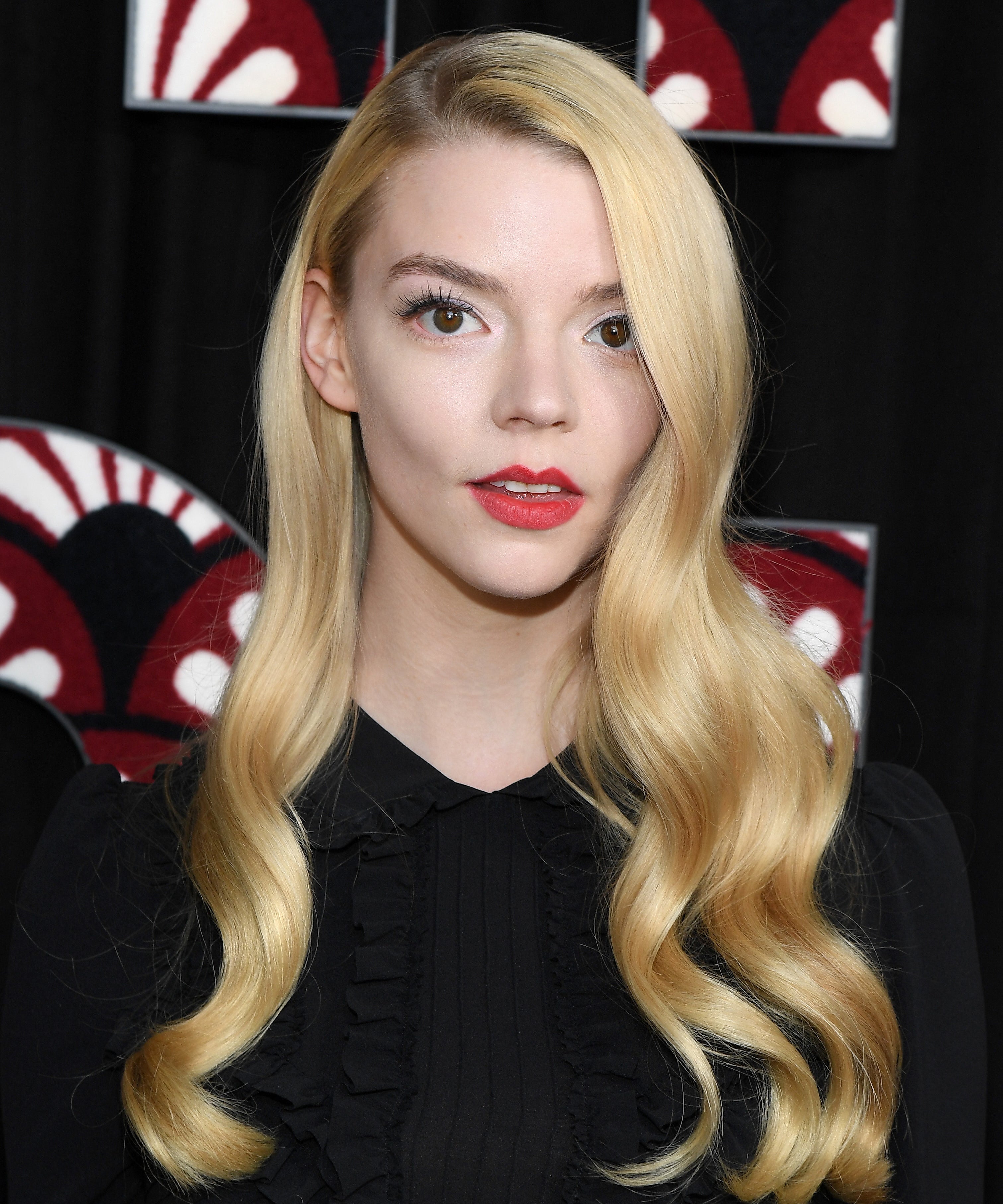 Beautiful Anya Taylor-Joy 2021 Wallpapers