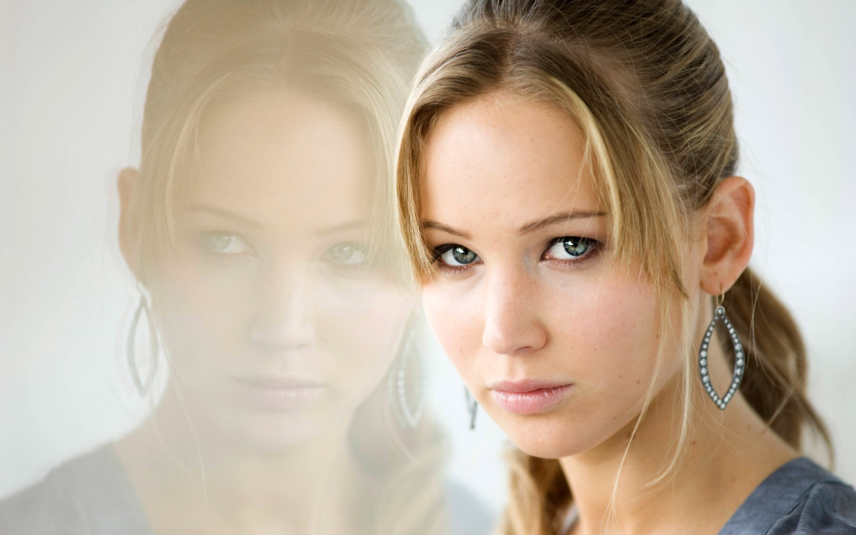 Beautiful Jennifer Lawrence Close Up Wallpapers