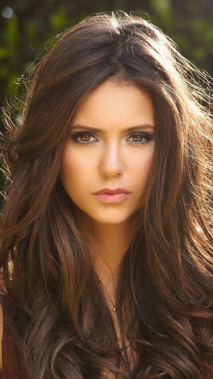 Beautiful Nina Dobrev Wallpapers