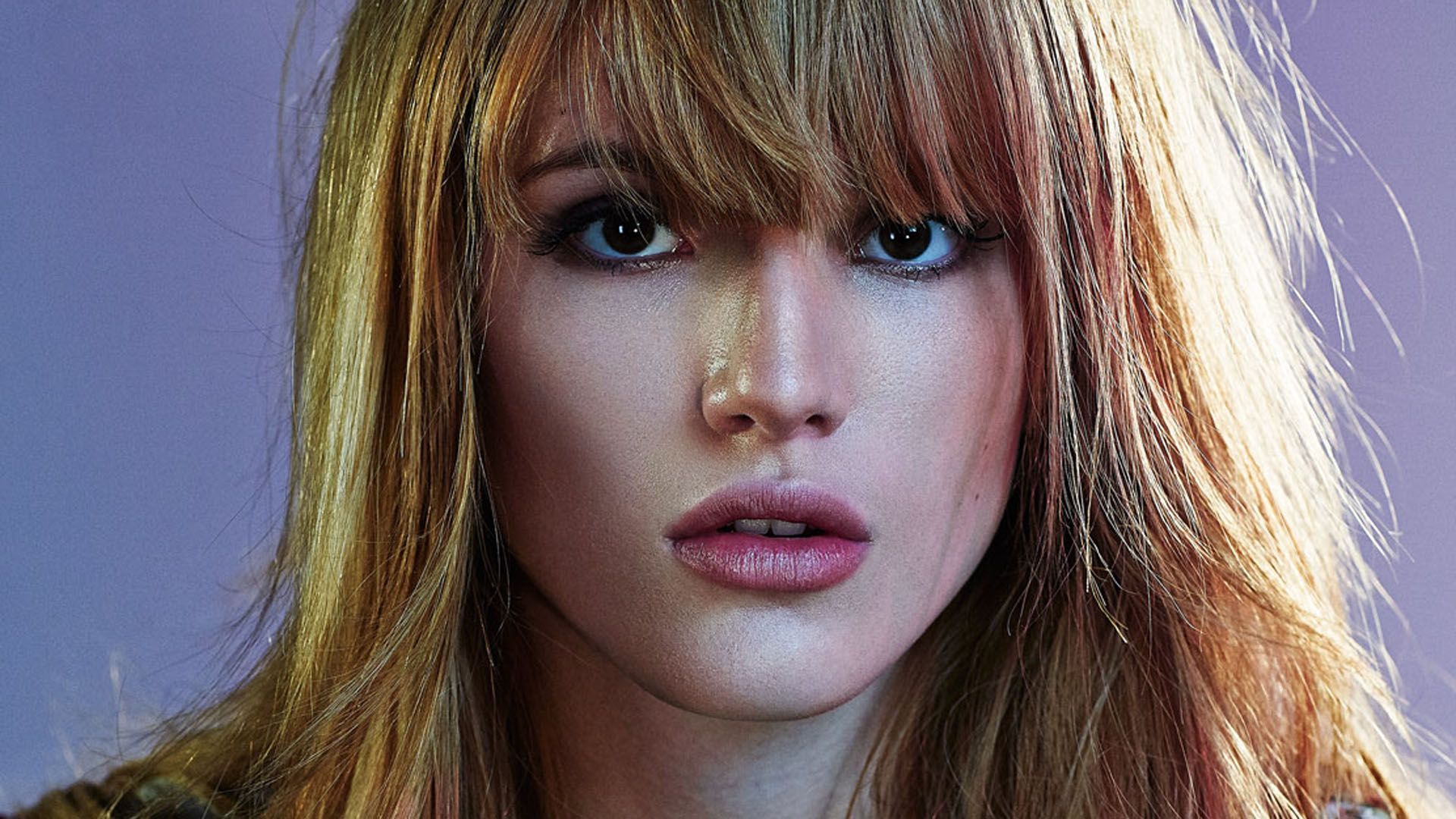 Bella Thorne 2017 Wallpapers