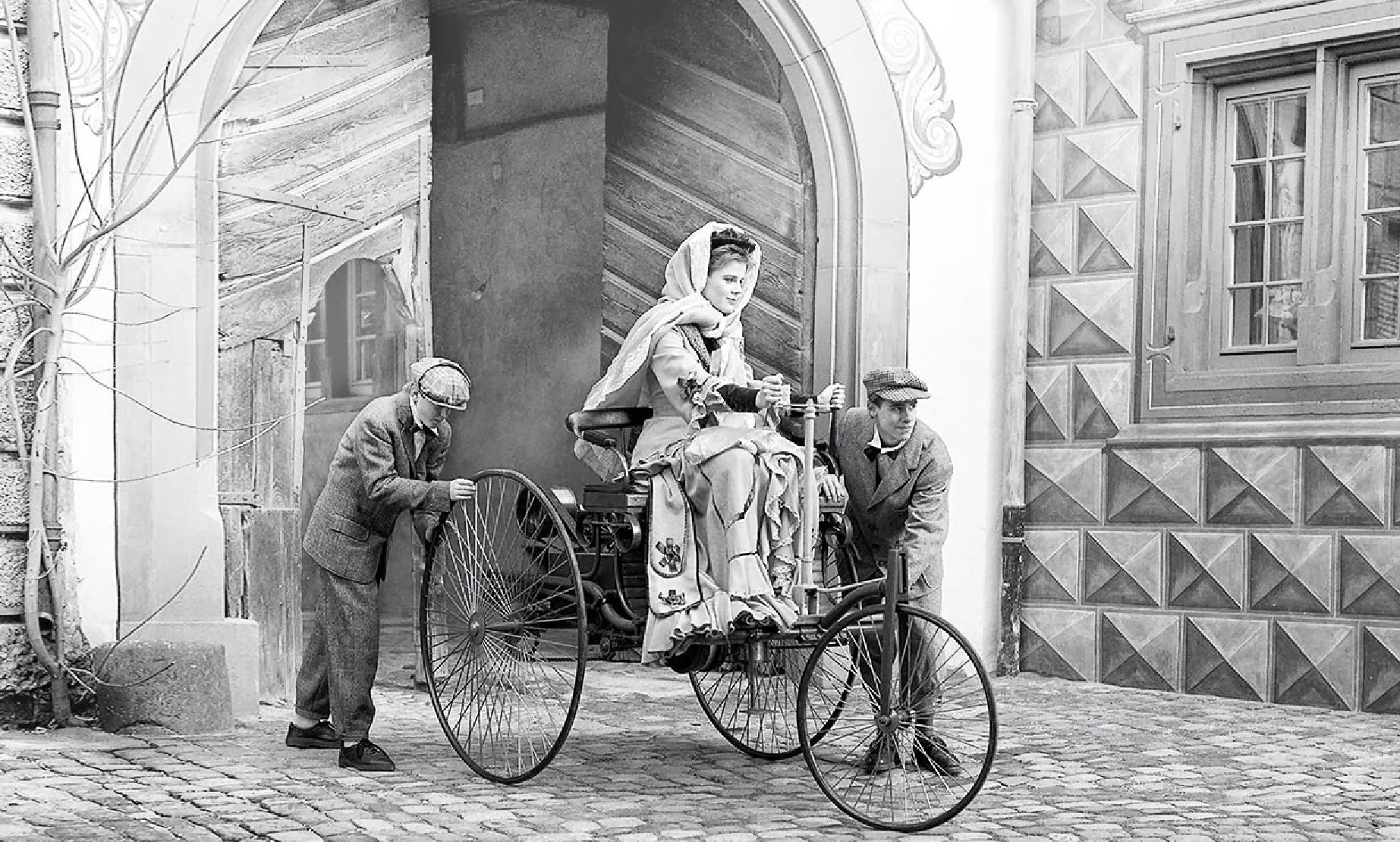 Bertha Benz Wallpapers