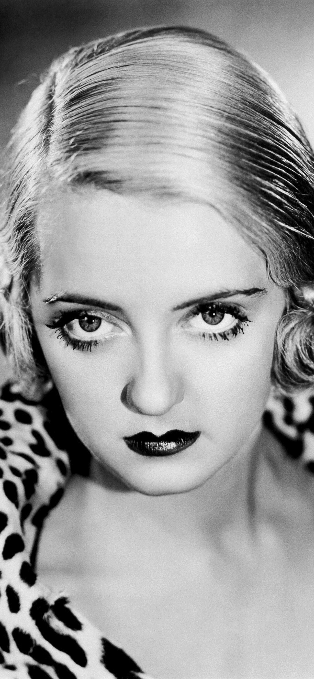 Bette Davis Wallpapers