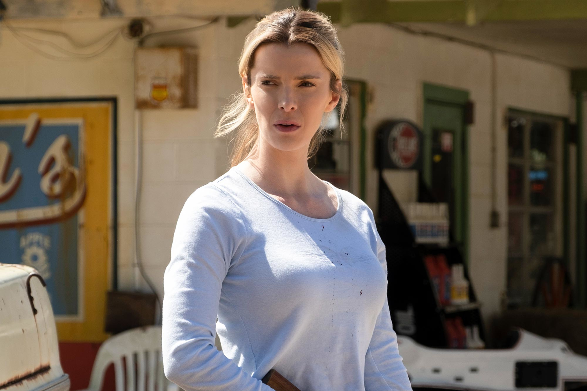 Betty Gilpin 2020 Wallpapers