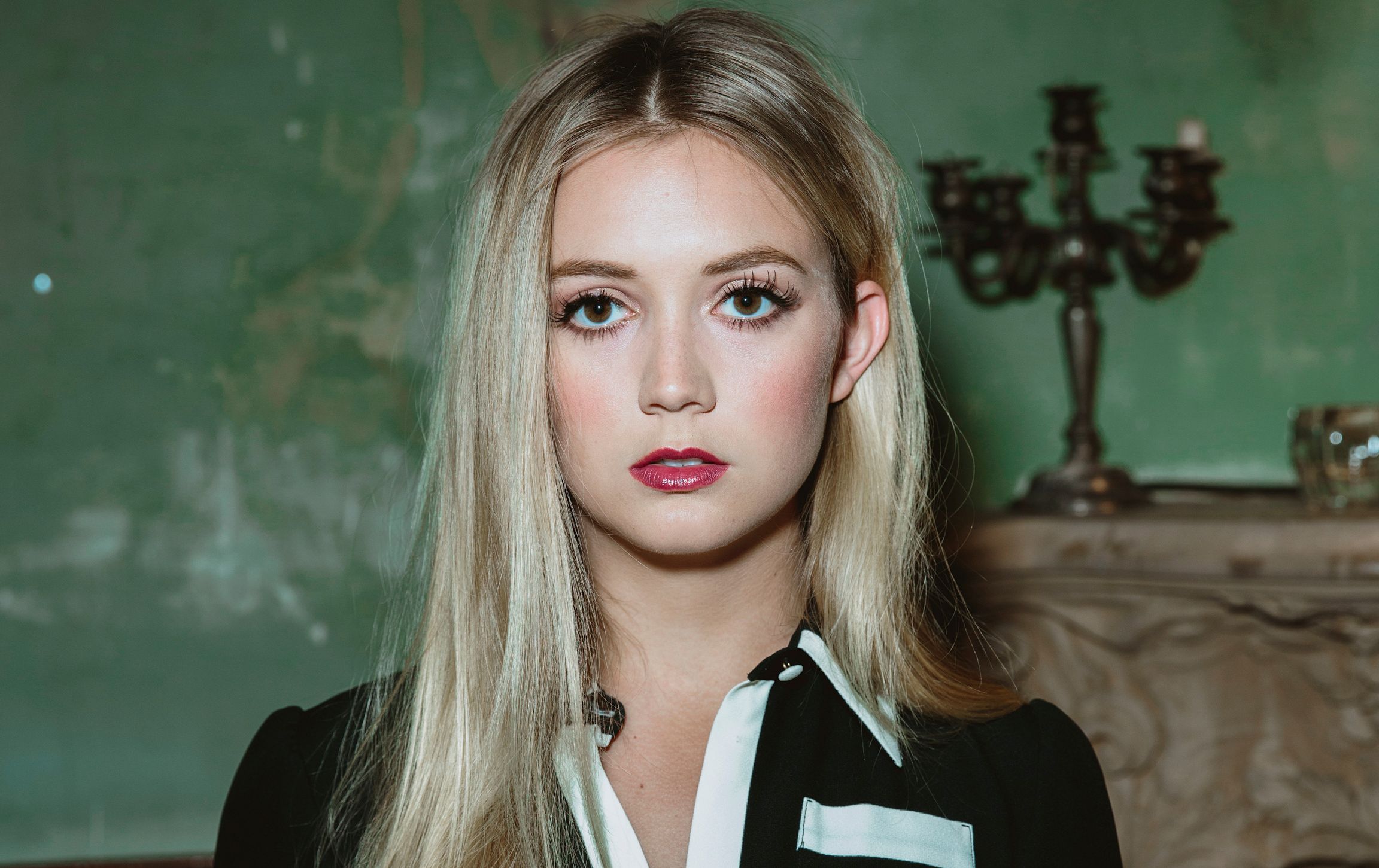 Billie Lourd Wallpapers