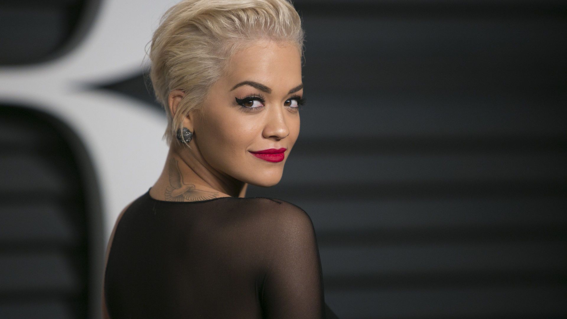 Blond Rita Ora Wallpapers