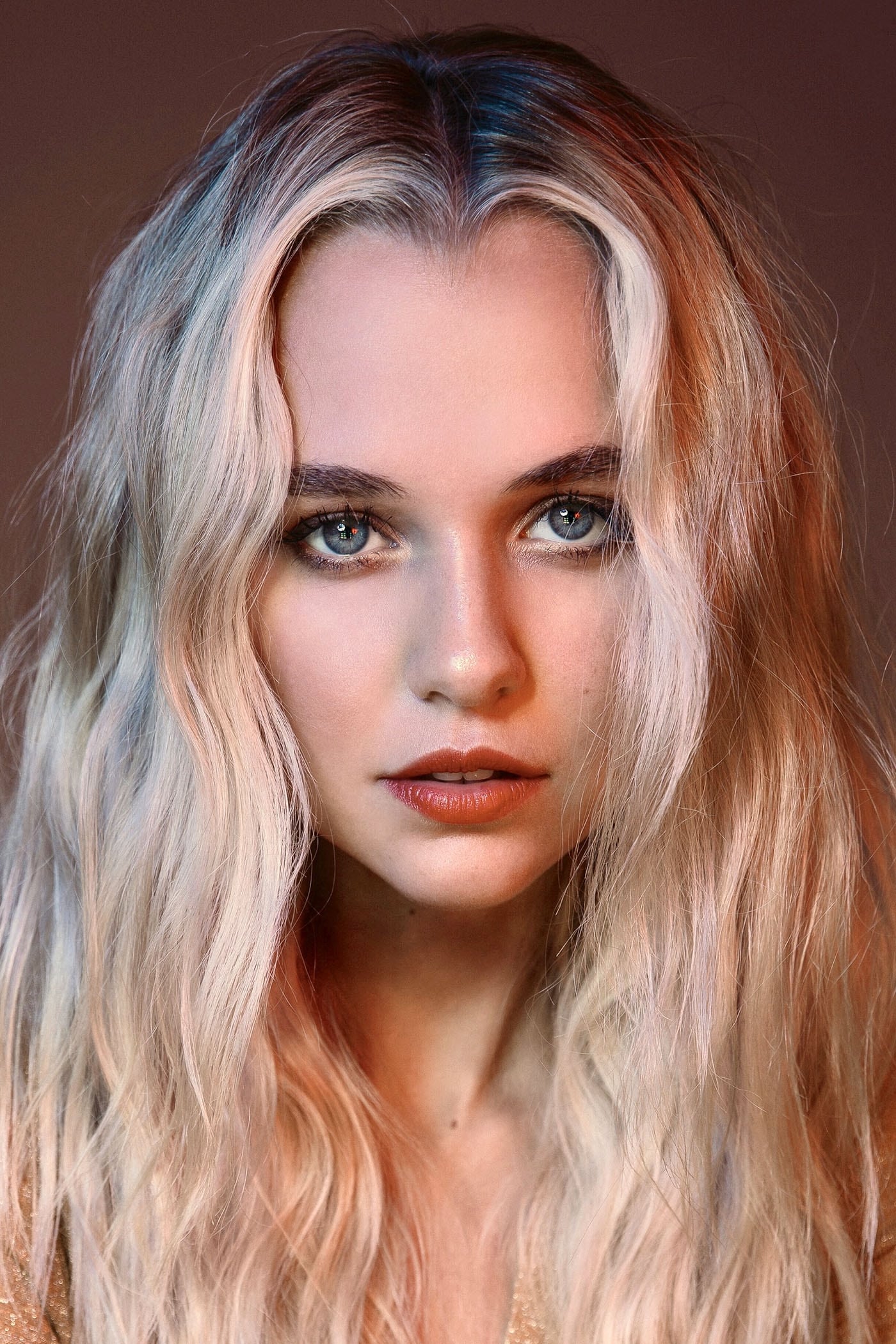 Blonde Madison Iseman Long Hair Wallpapers