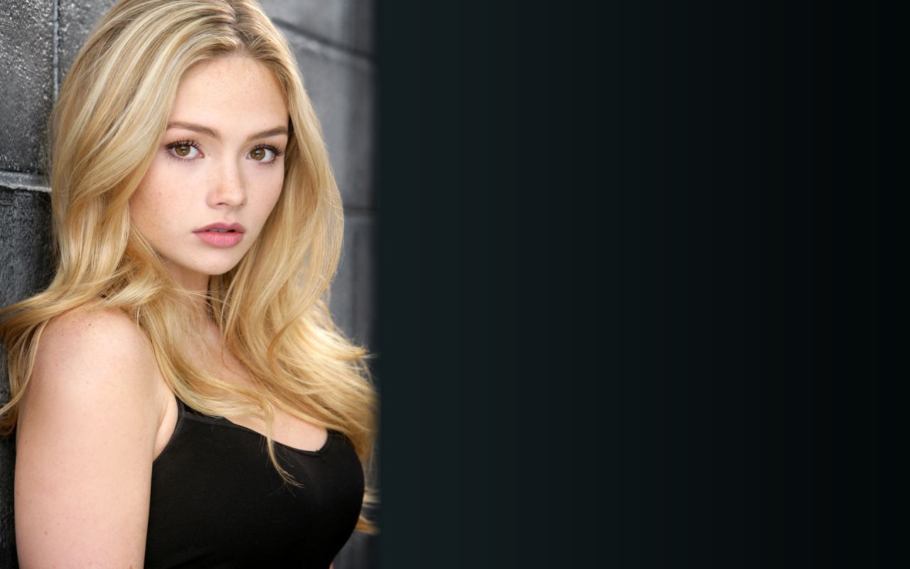 Blonde Natalie Alyn Lind Wallpapers