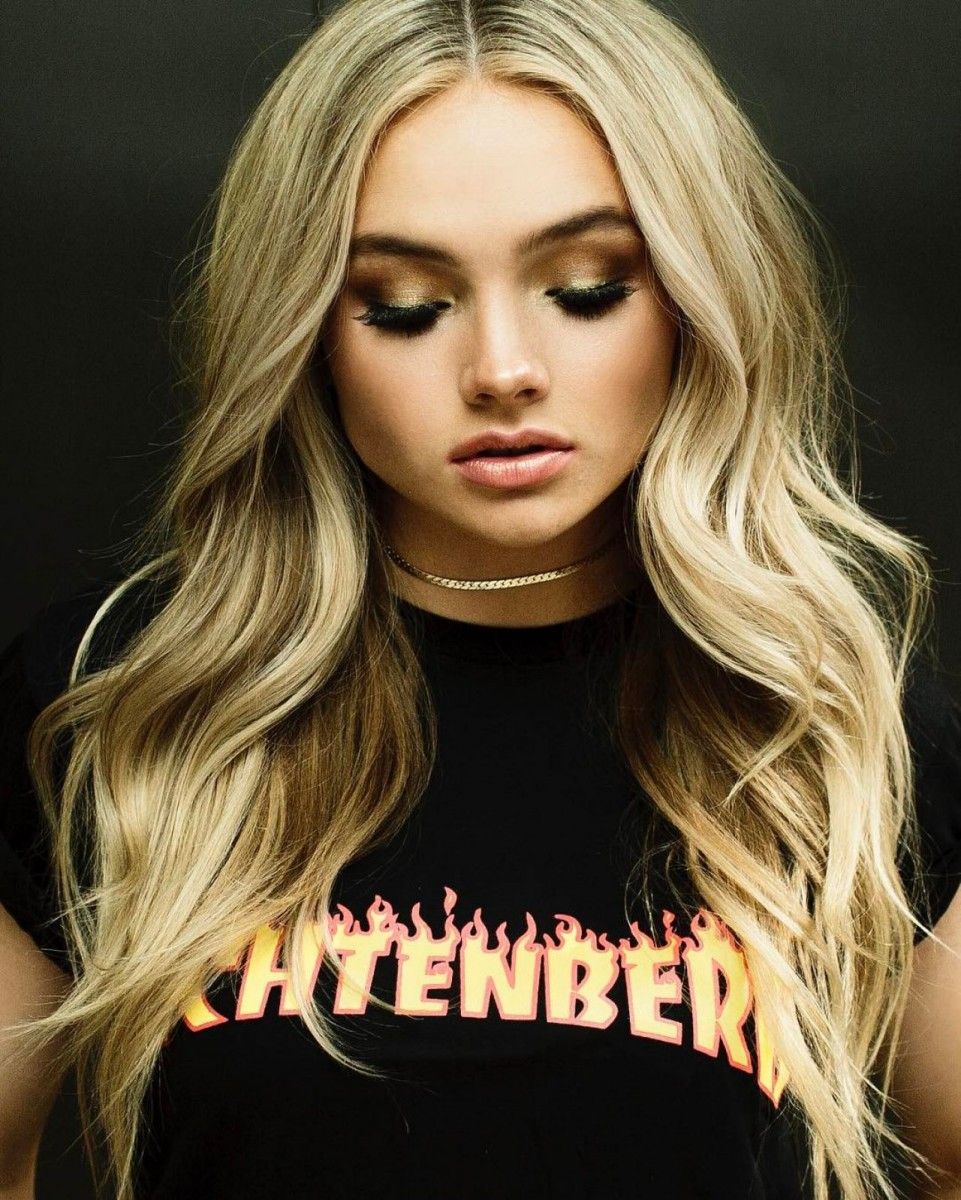 Blonde Natalie Alyn Lind Wallpapers