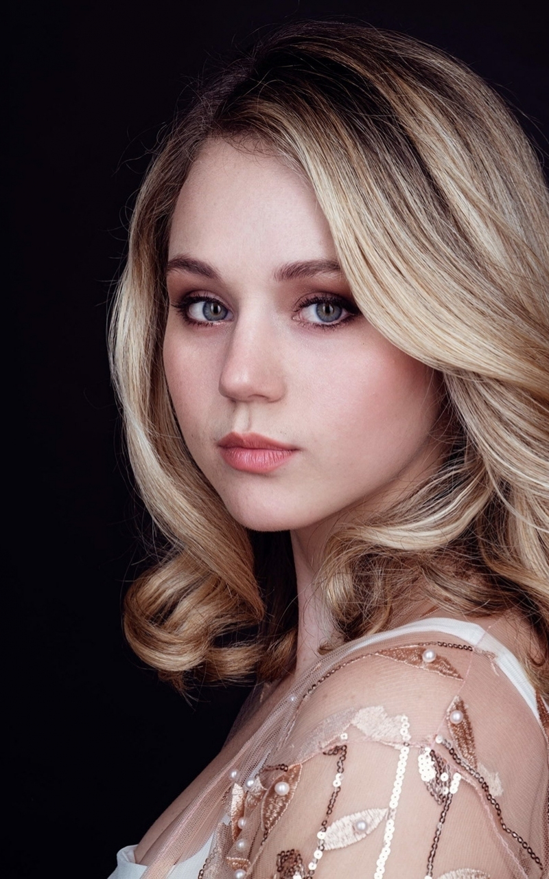 Brec Bassinger Wallpapers