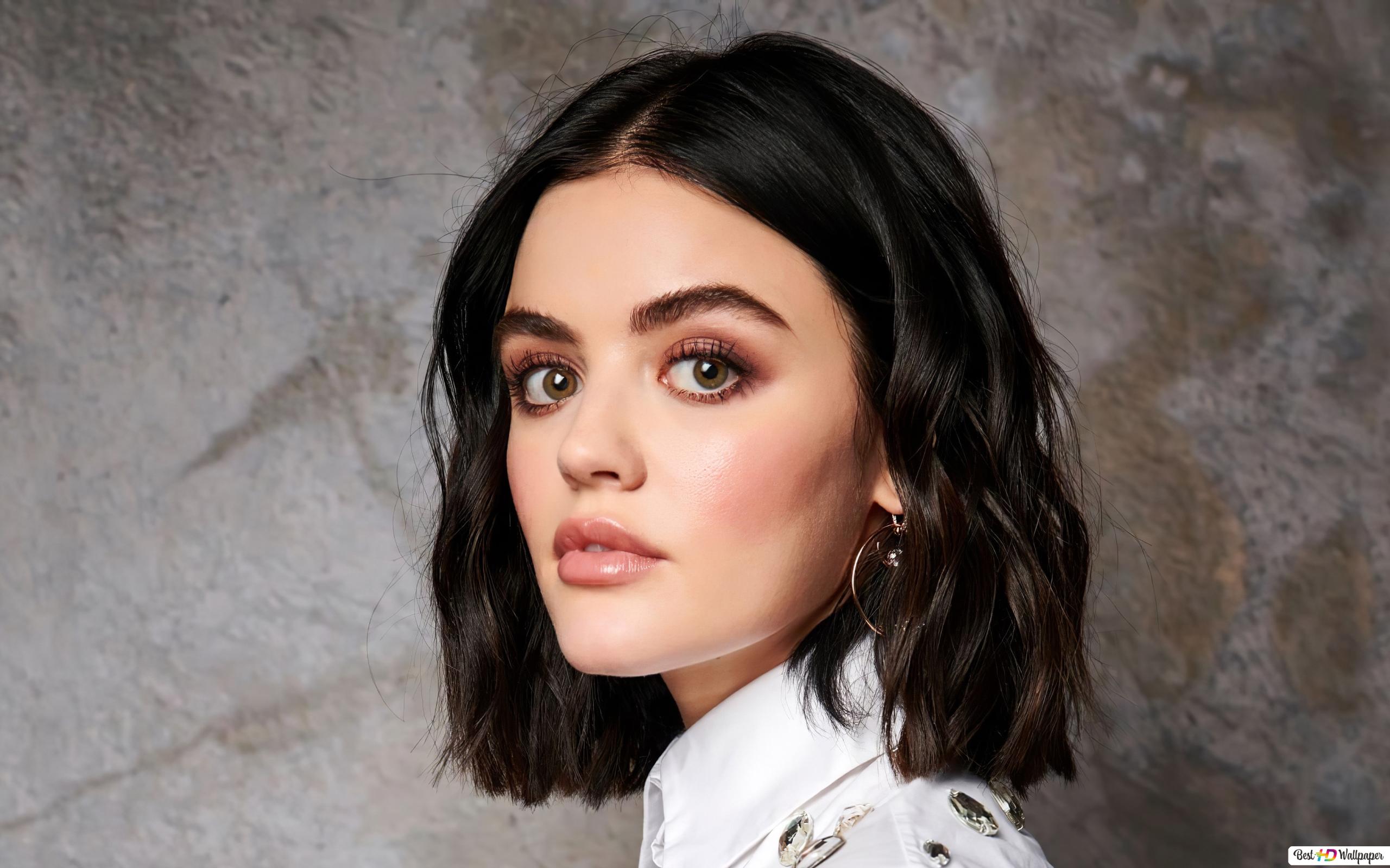 Brunette Lucy Hale Short Hair Wallpapers