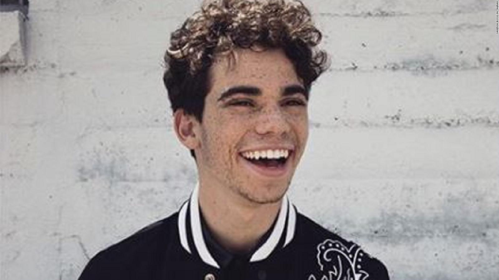 Cameron Boyce Wallpapers