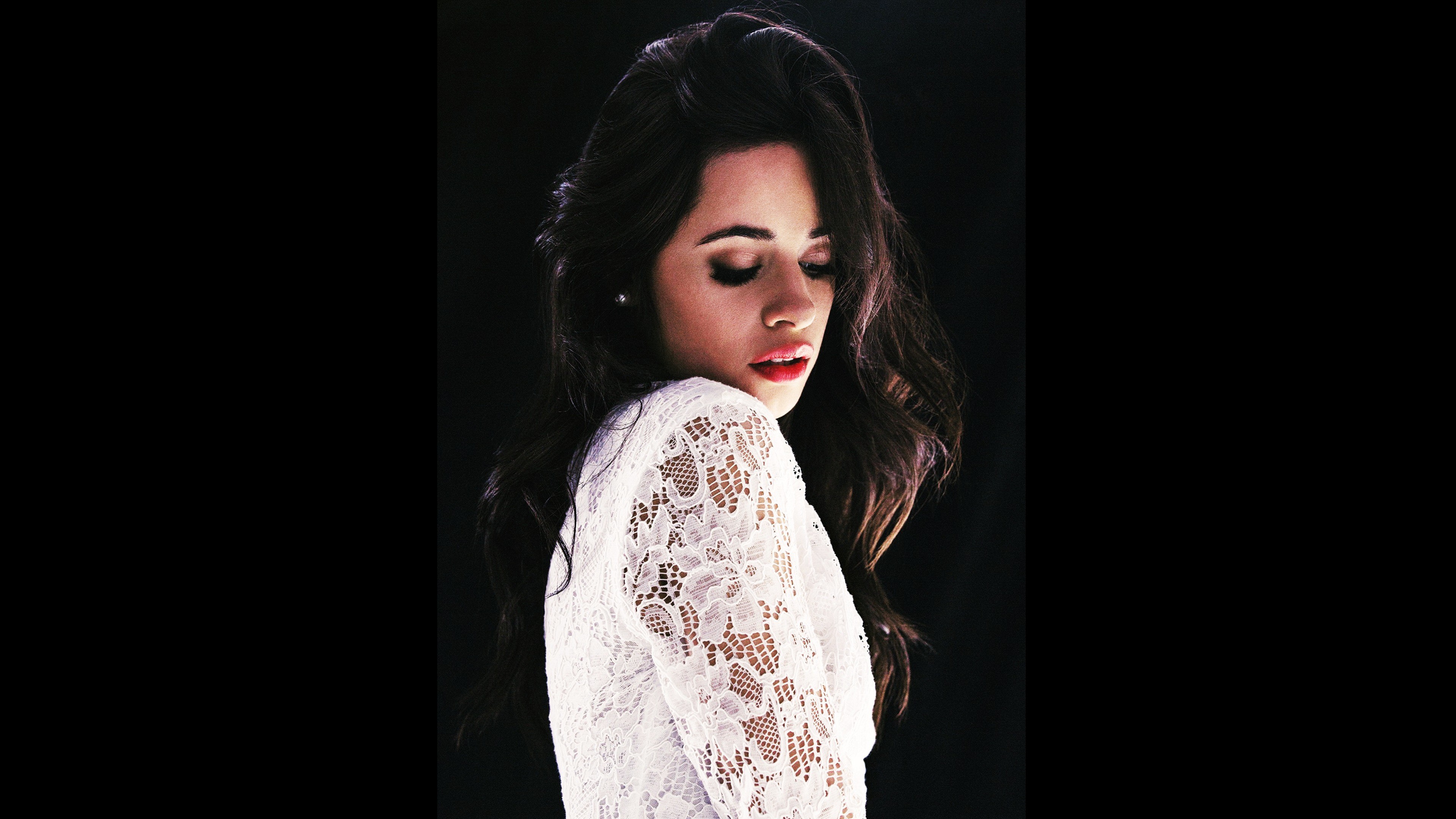 Camila Cabello Monochrome Wallpapers