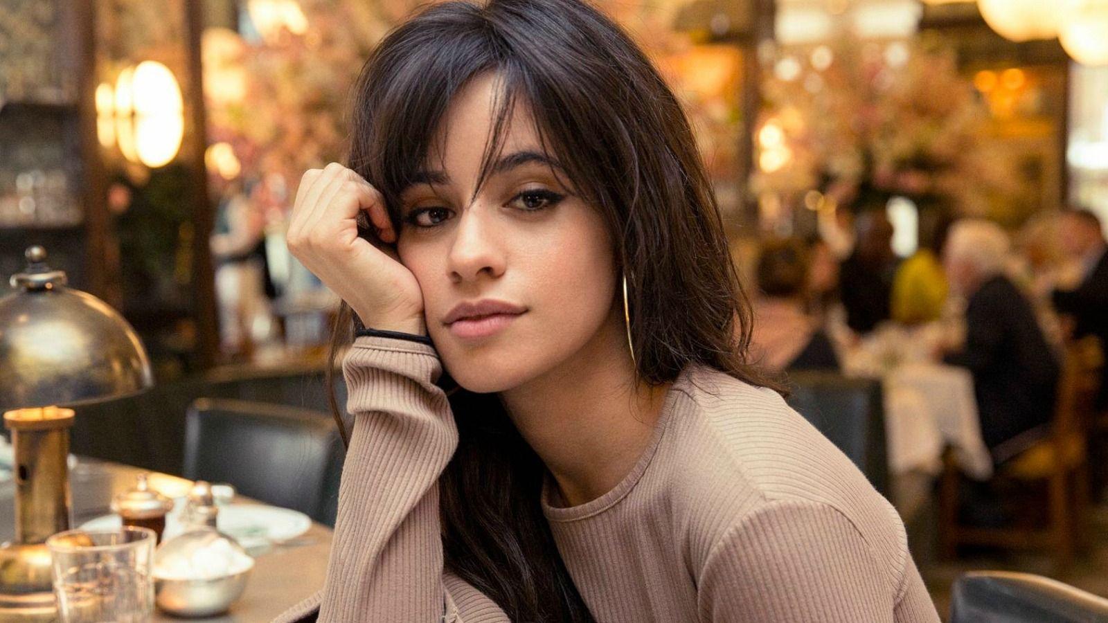 Camila Cabello Singer 2018 Wallpapers