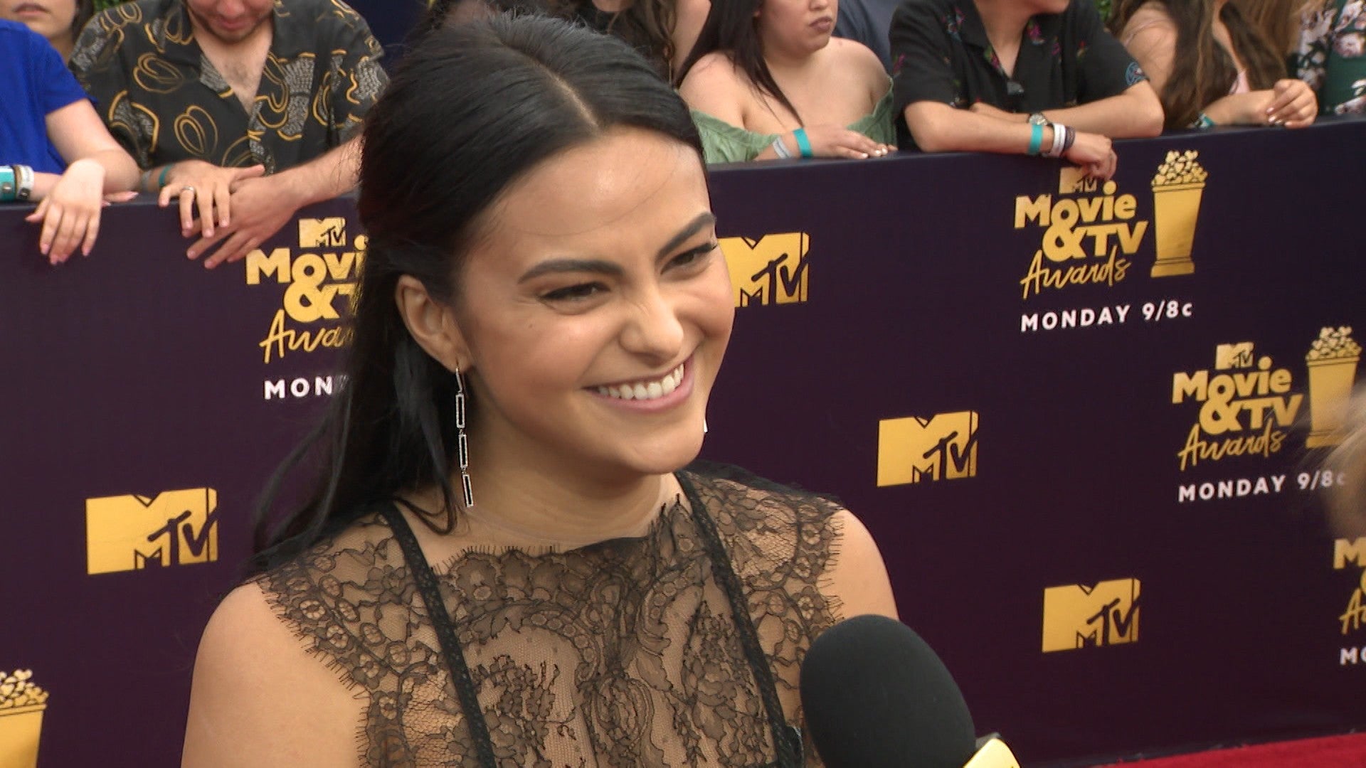 Camila Mendes 2018 Wallpapers