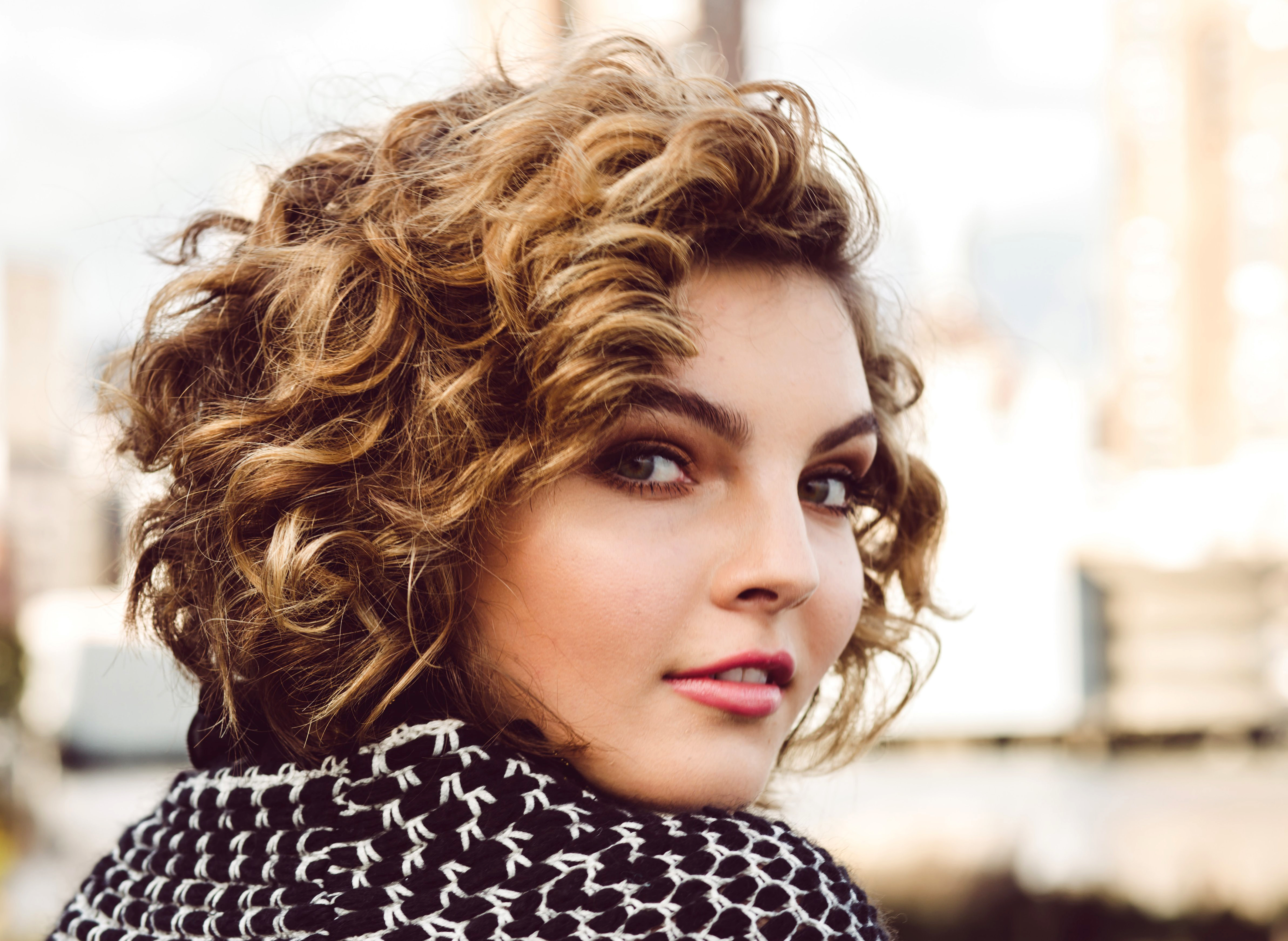 Camren Bicondova Beautiful Magazine Shoot Wallpapers