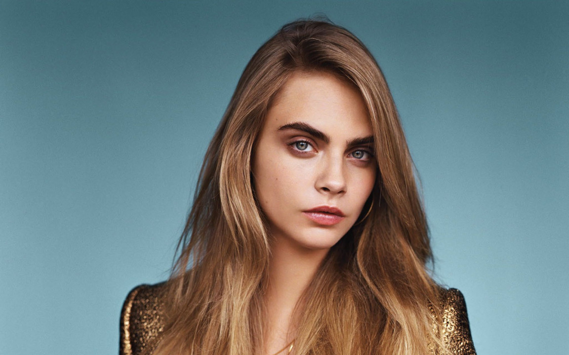 Cara Delevingne Lying Wallpapers