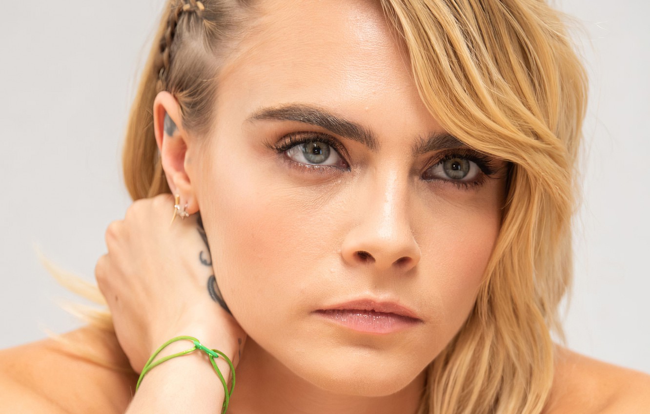 Cara Delevingne New Wallpapers