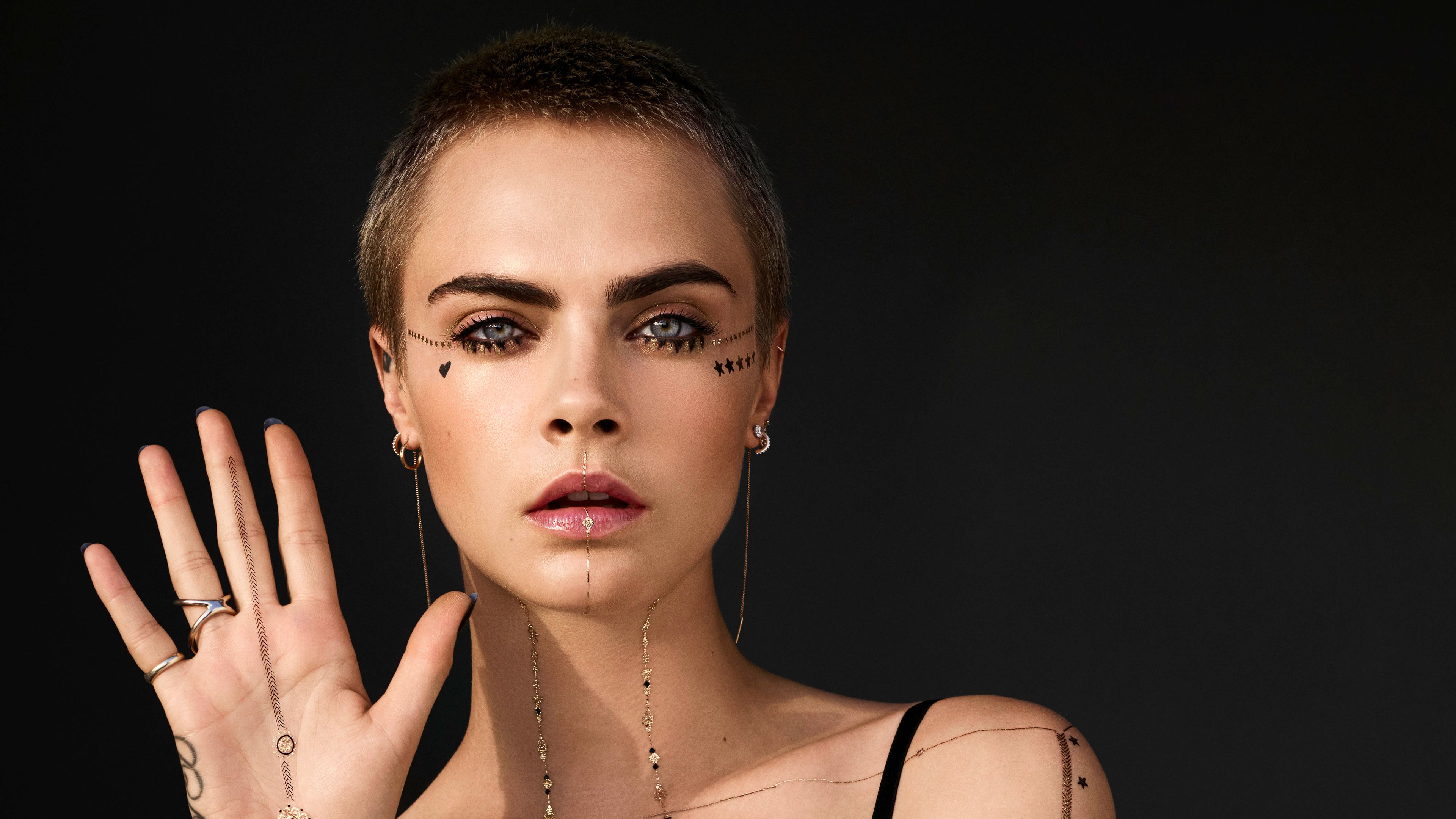 Cara Delevingne Pumma 2019 Wallpapers