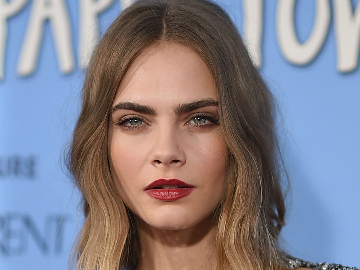 Cara Delevingne Topshop Wallpapers