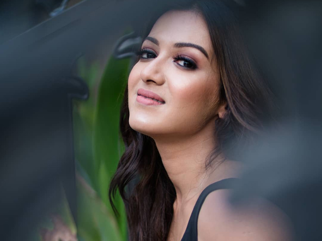 Catherine Tresa Wallpapers