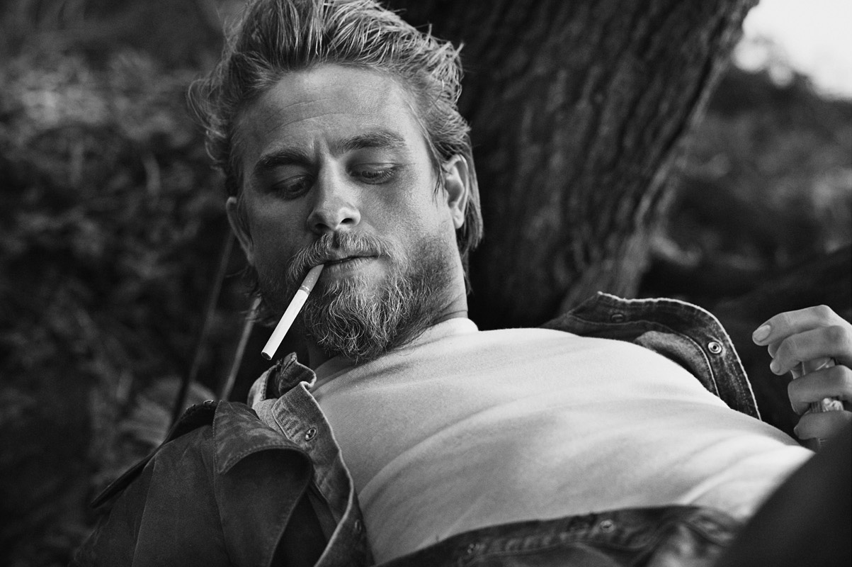 Charlie Hunnam Wallpapers