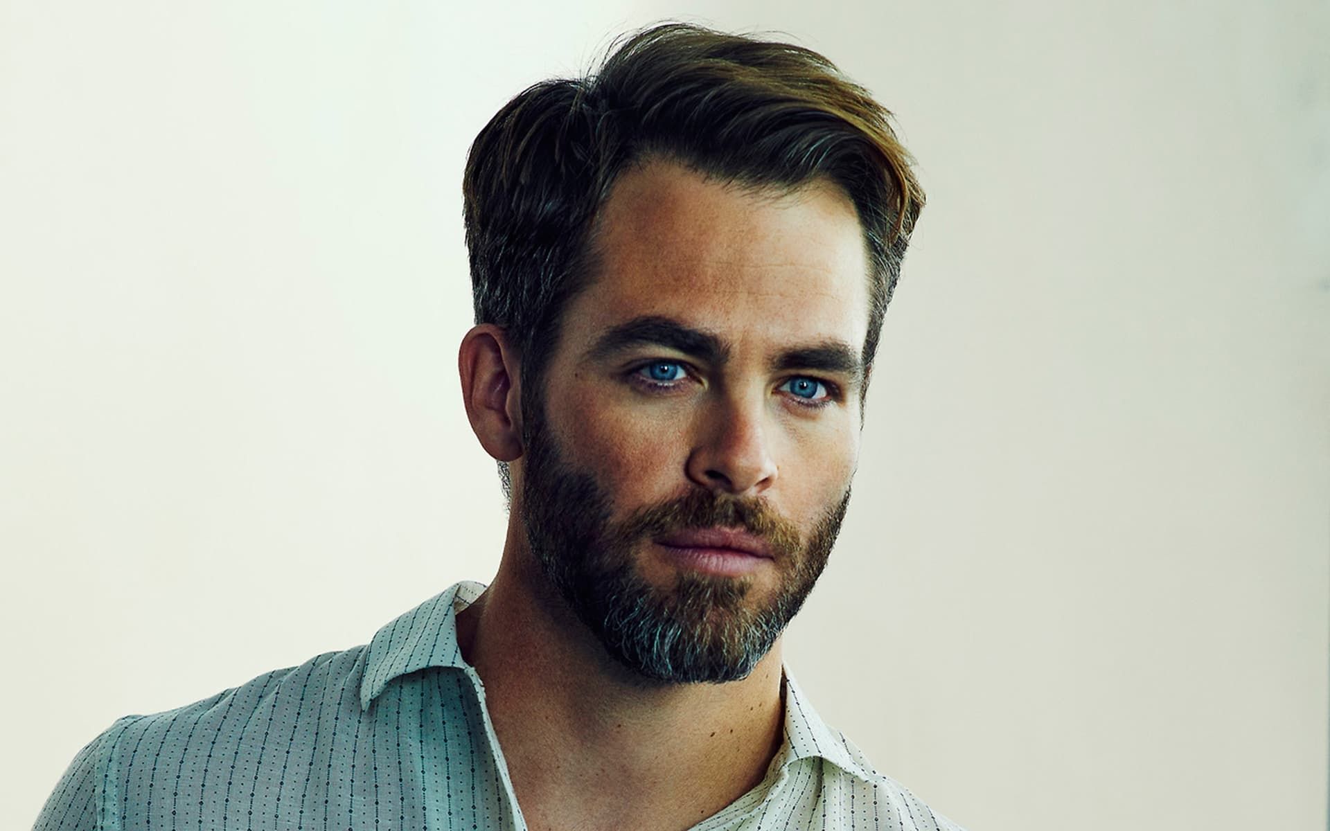 Chris Pine Latest Wallpapers