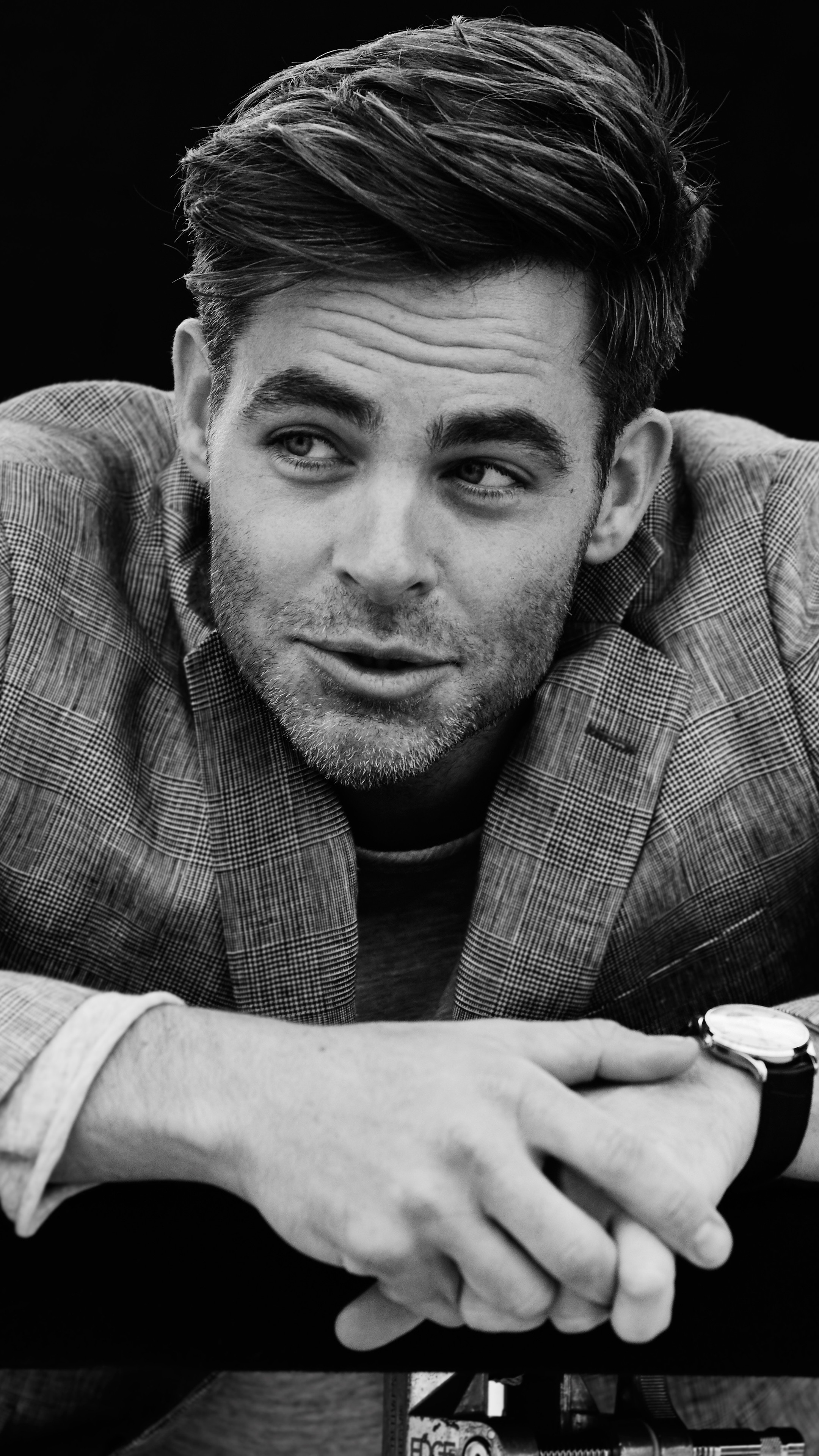 Chris Pine Latest Photoshoot Wallpapers