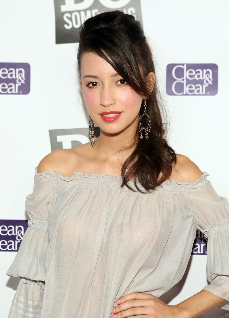 Christian Serratos Wallpapers