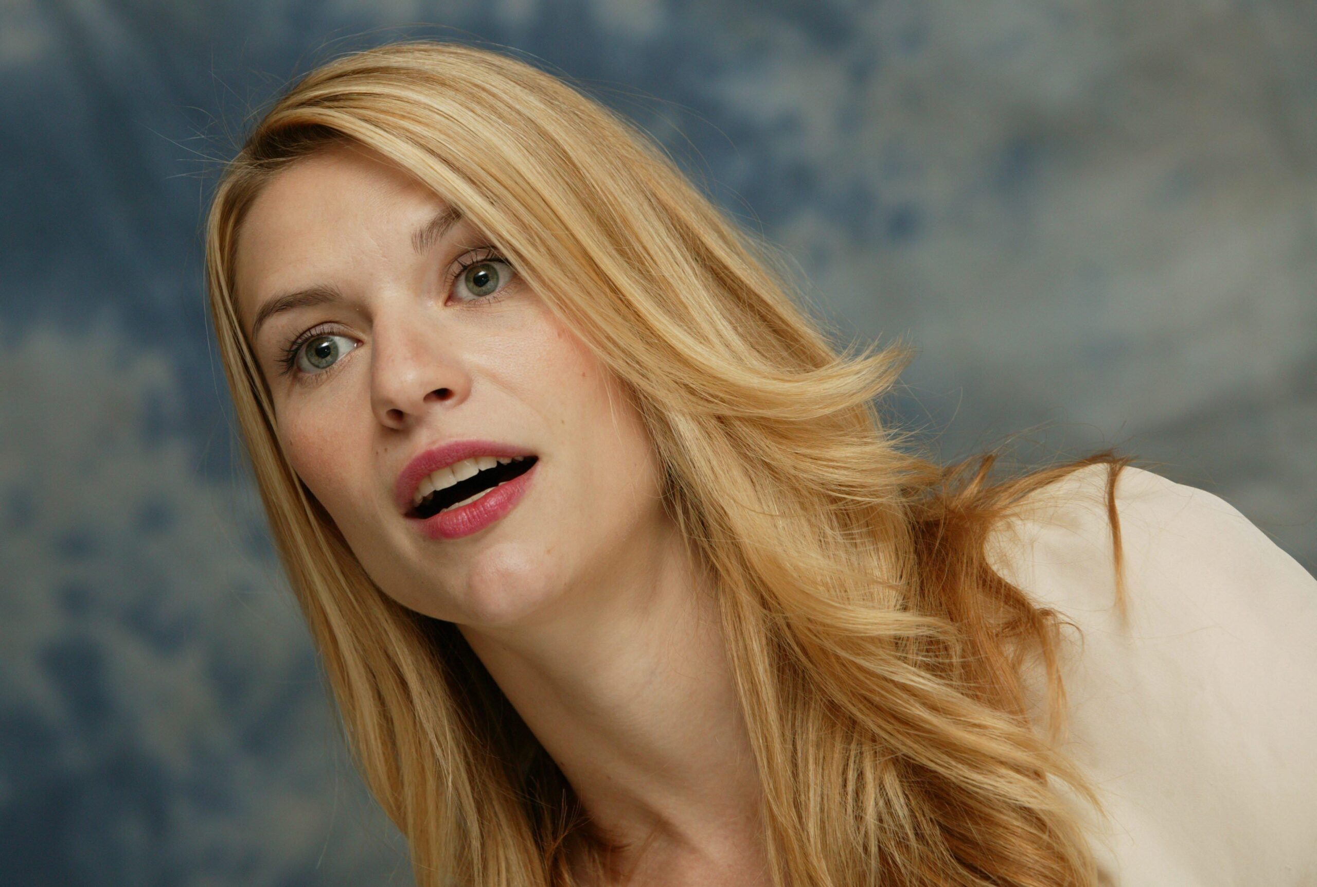 Claire Danes Wallpapers