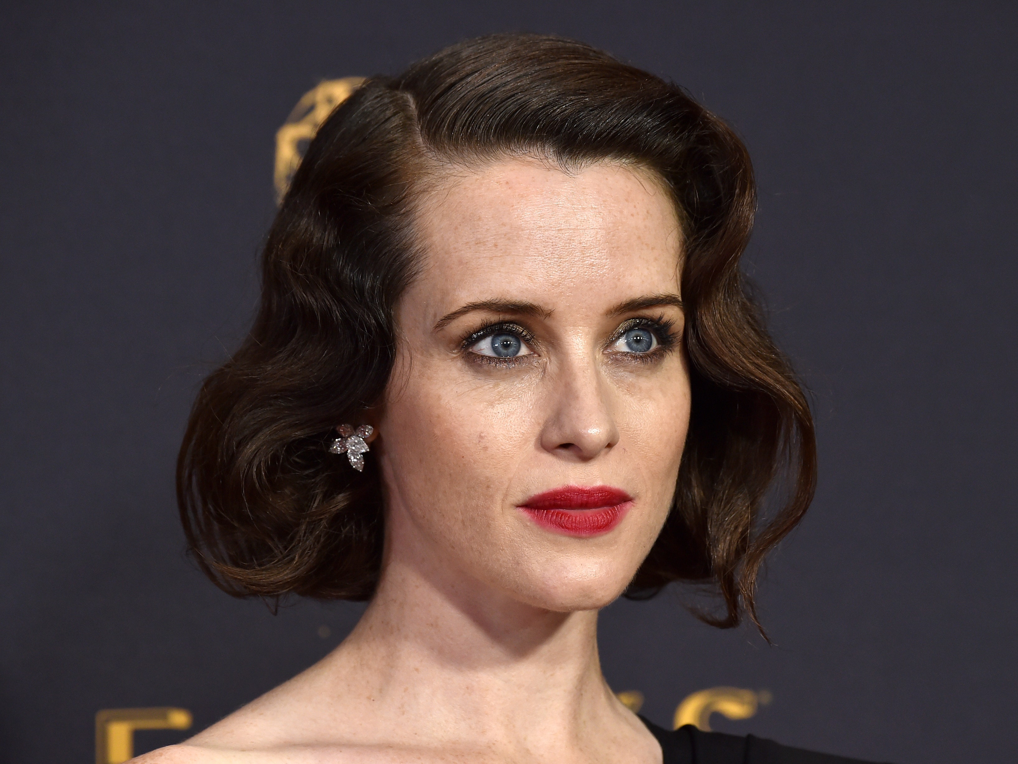 Claire Foy The Crown Actress Wallpapers