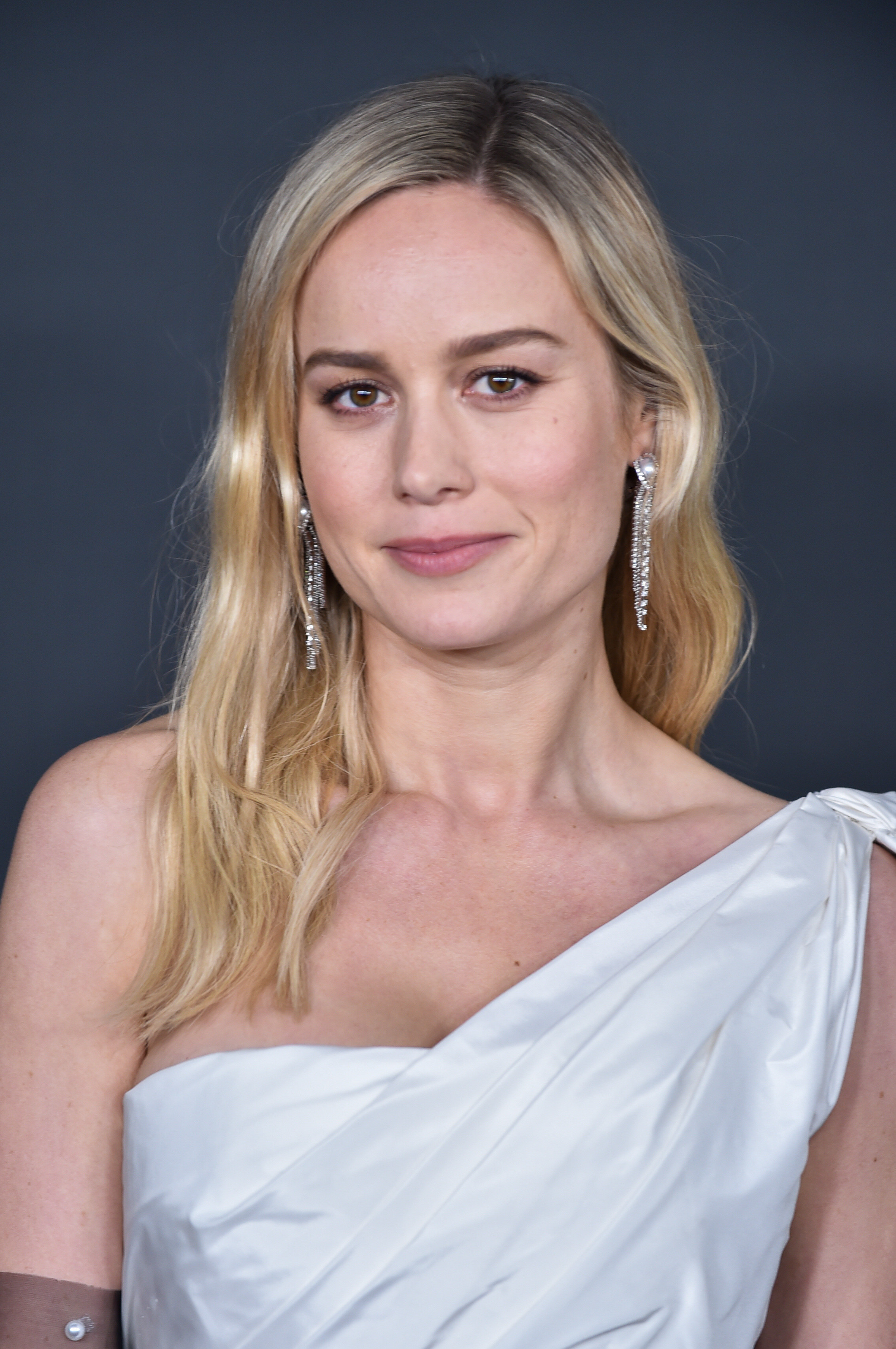 Cute Brie Larson Actress Wallpapers