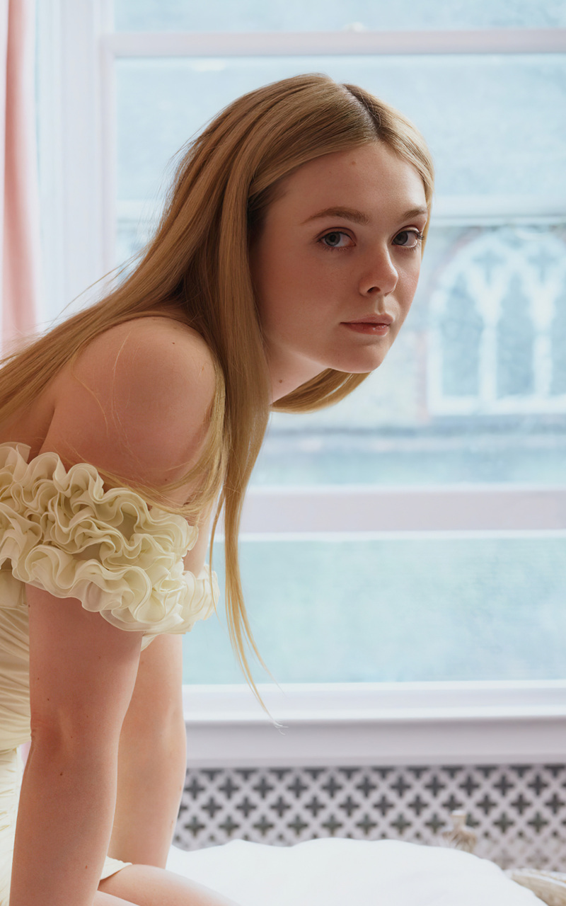 Cute Elle Fanning 2021 Photoshoot Wallpapers