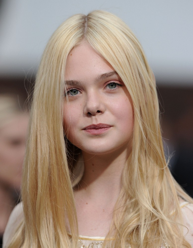 Cute Elle Fanning 2021 Photoshoot Wallpapers