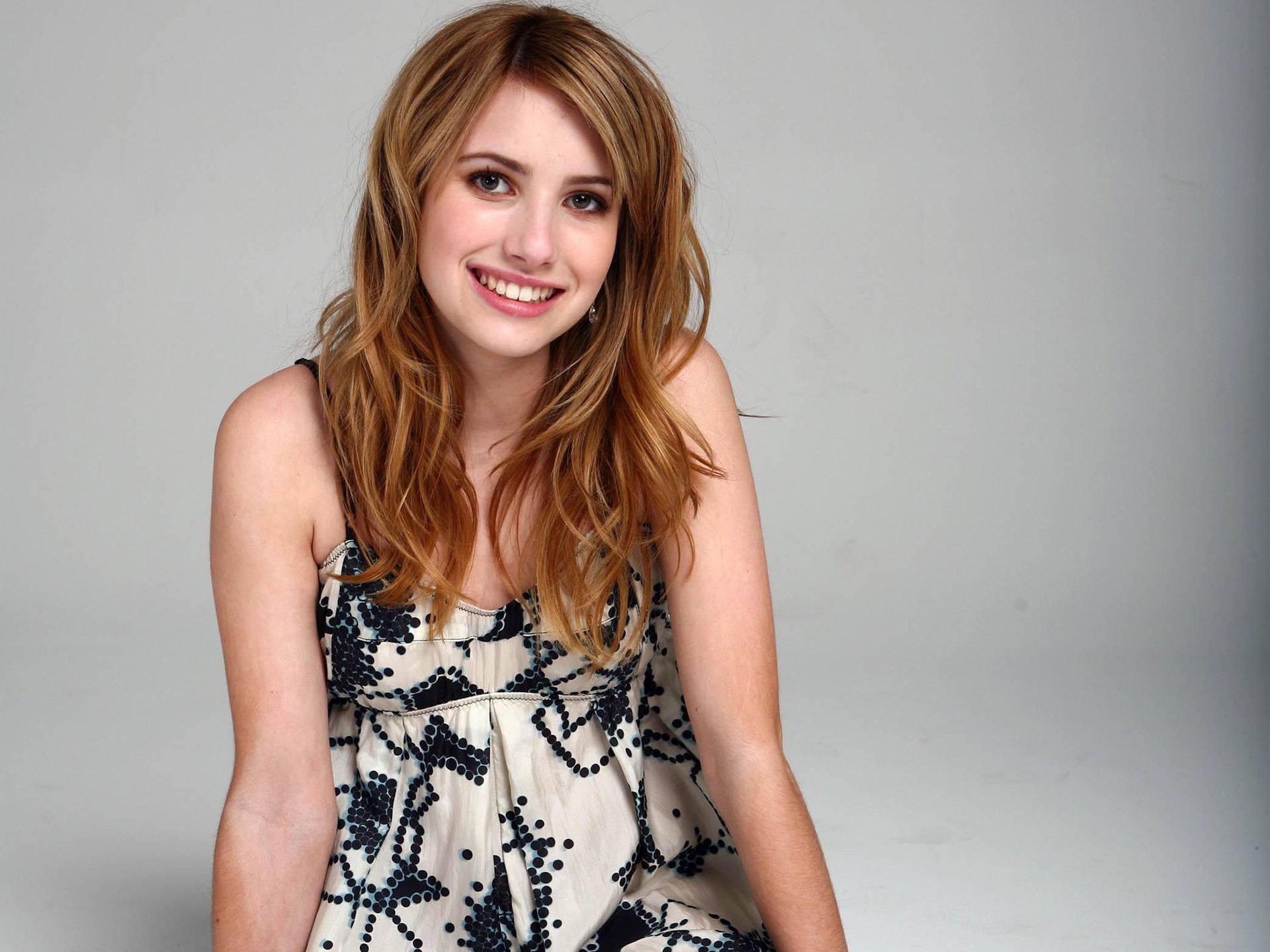 Cute Emma Roberts Wallpapers